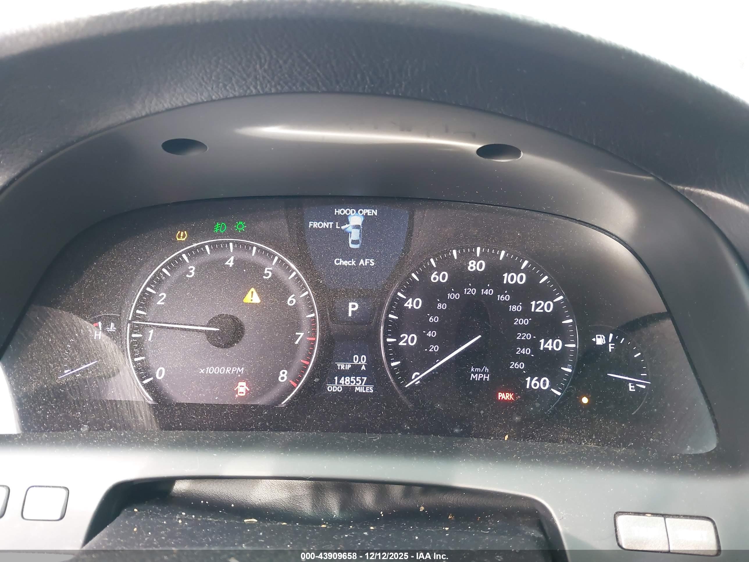 LEXUS LS image 7