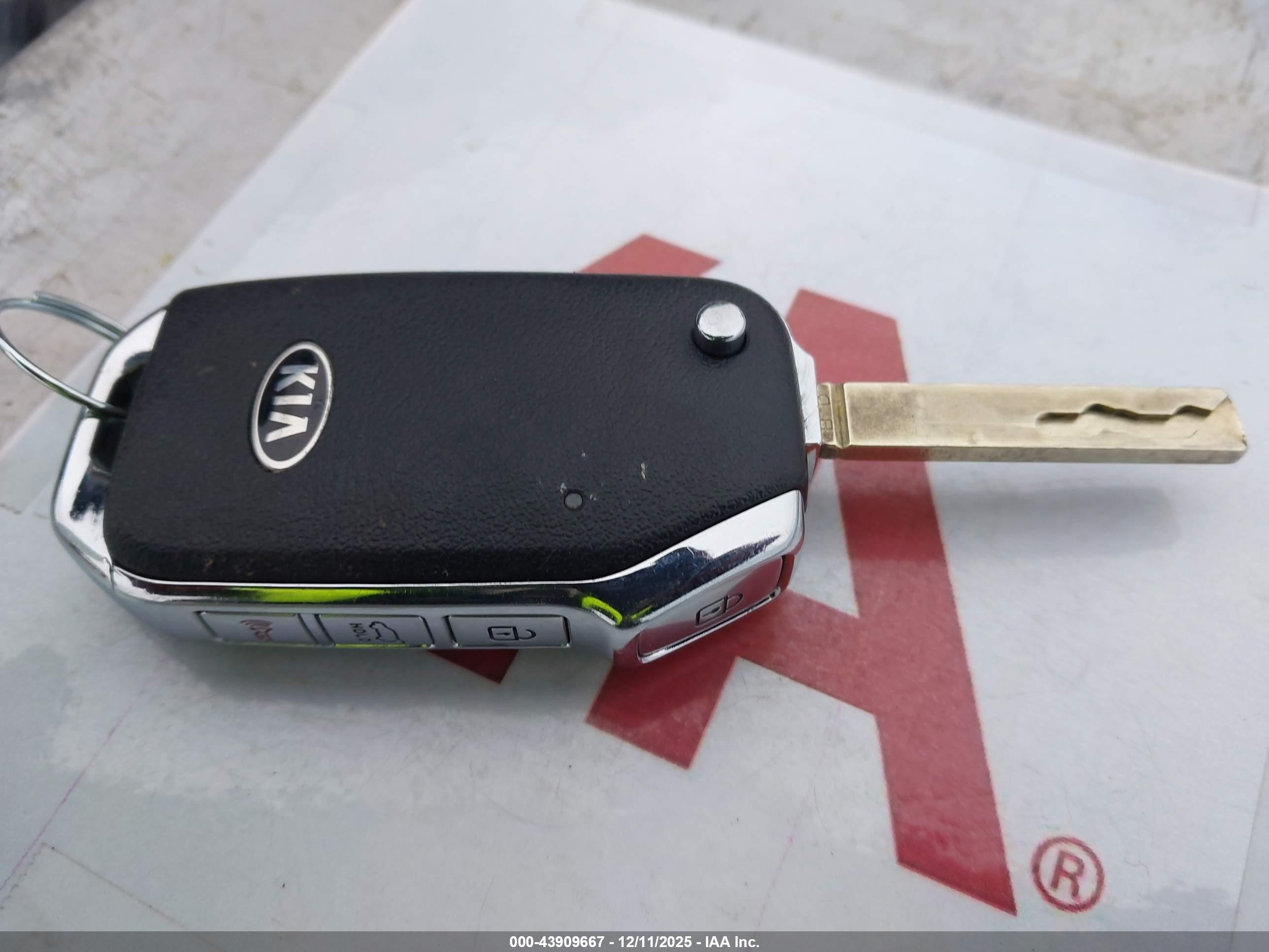 KIA SOUL image 11
