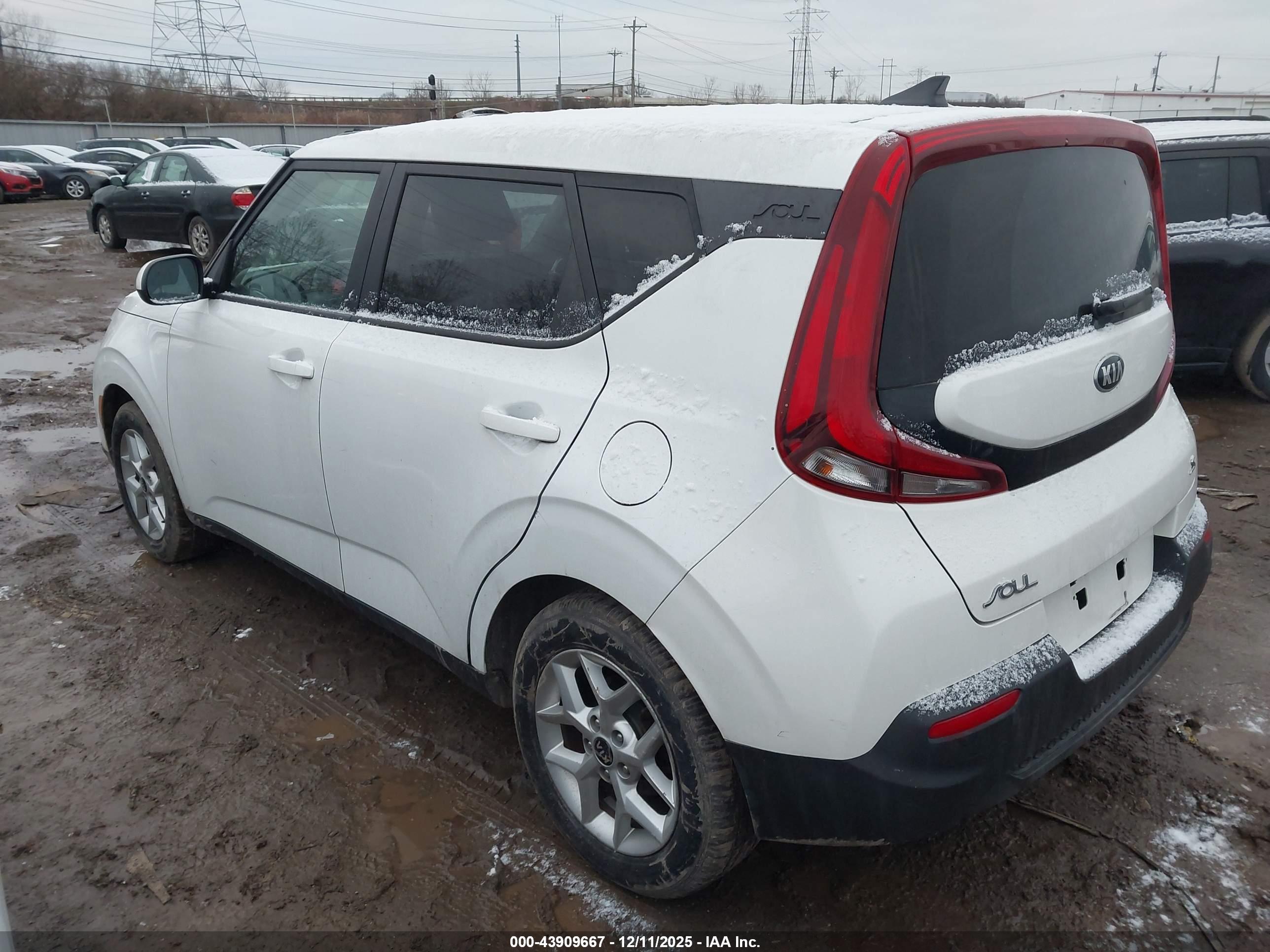 KIA SOUL image 3