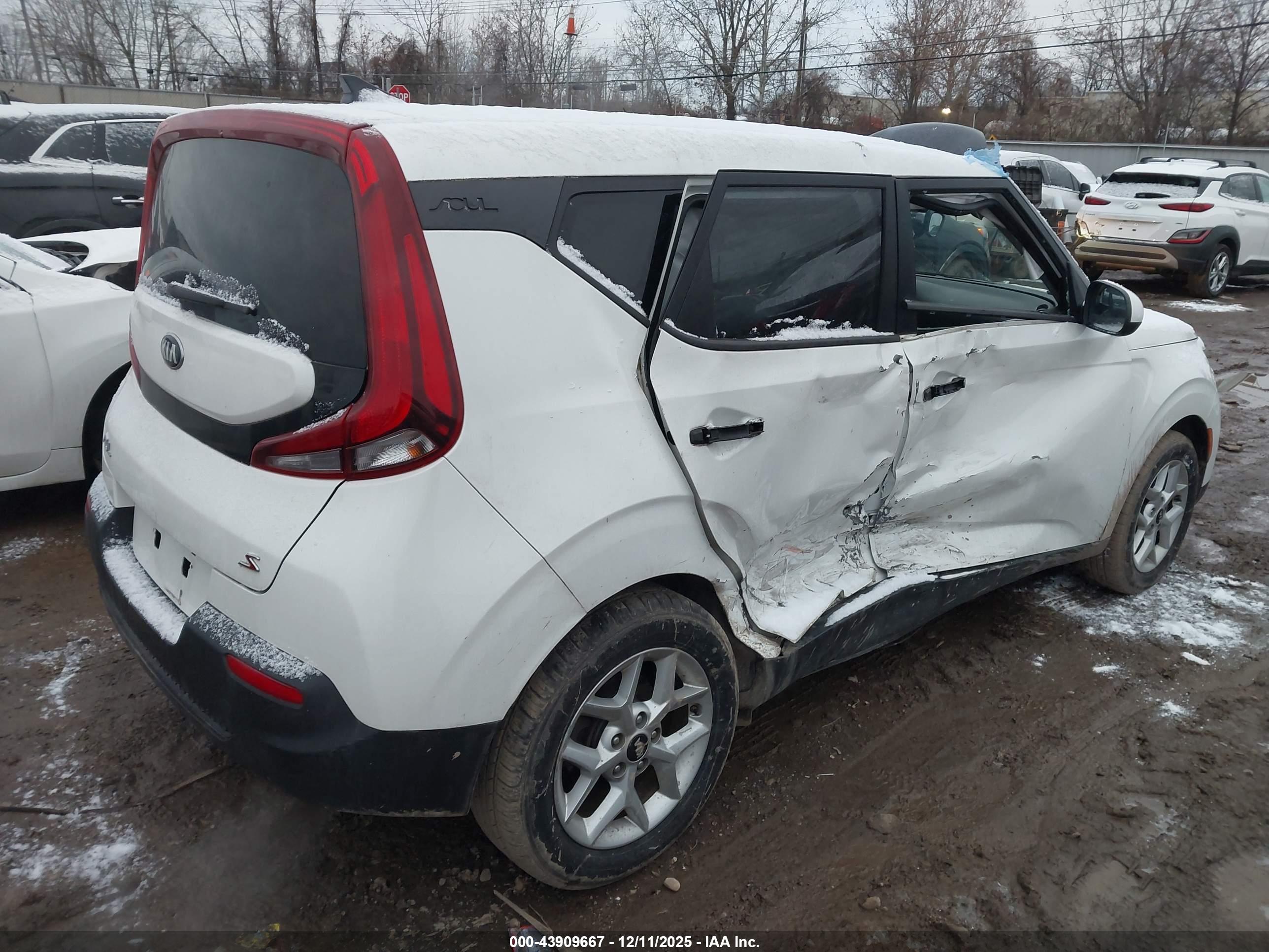 KIA SOUL image 4