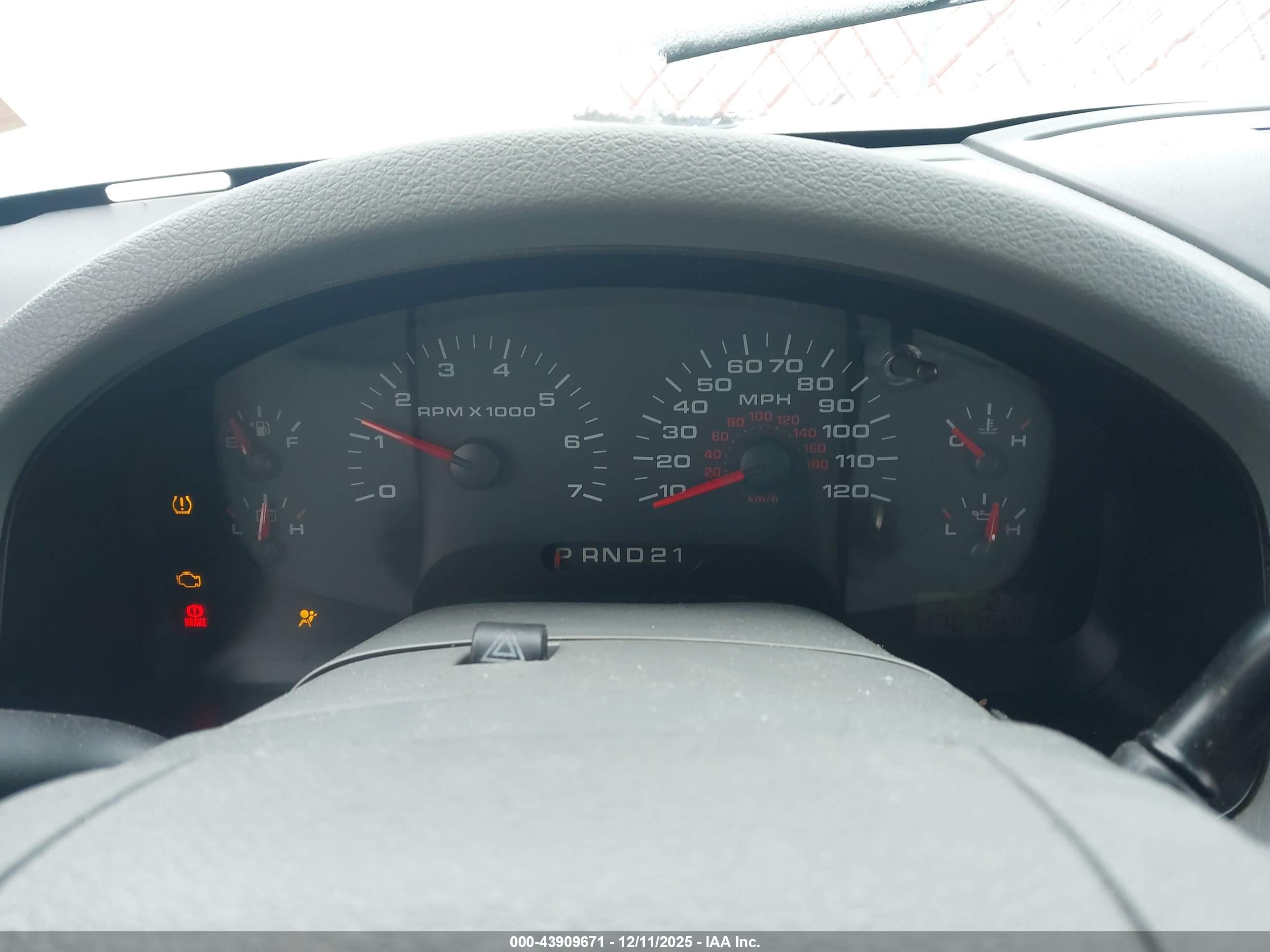 FORD F-150 image 7