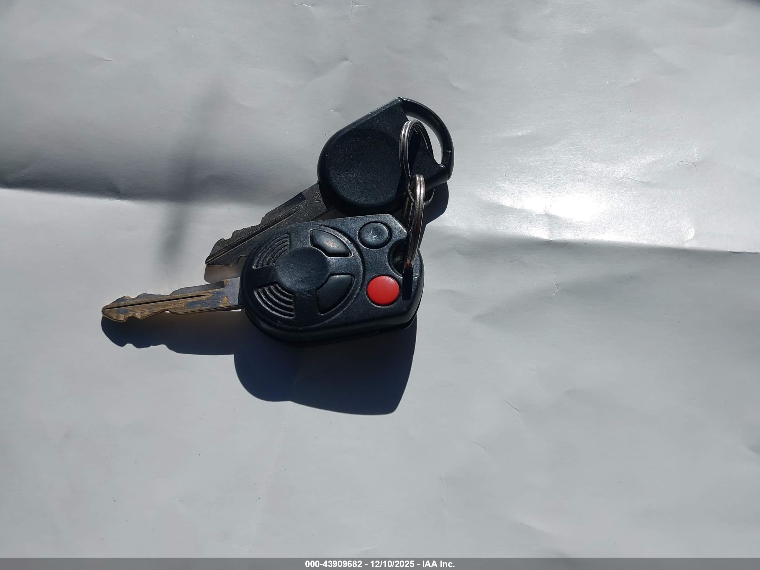 FORD ESCAPE image 11
