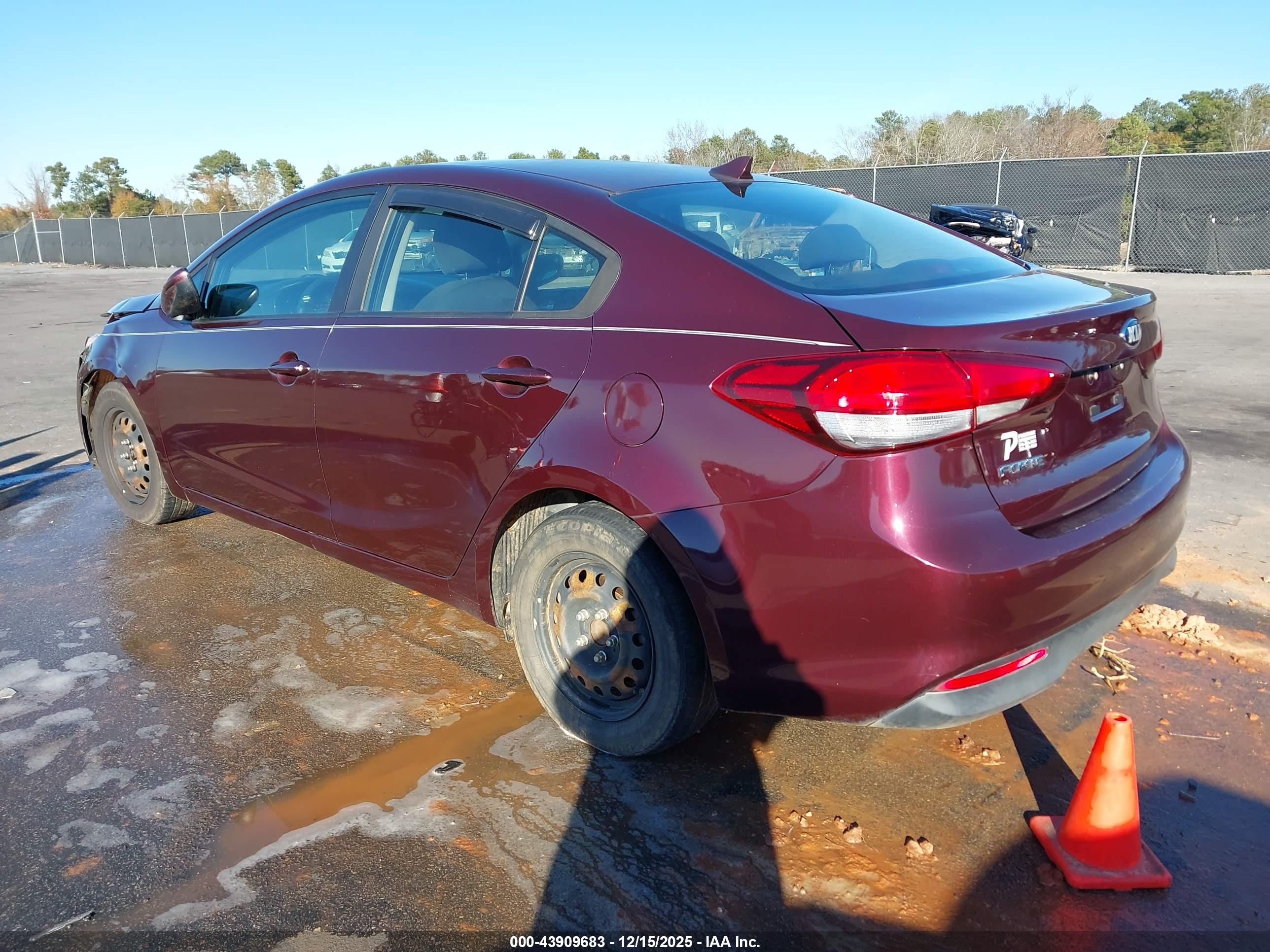 KIA FORTE image 3