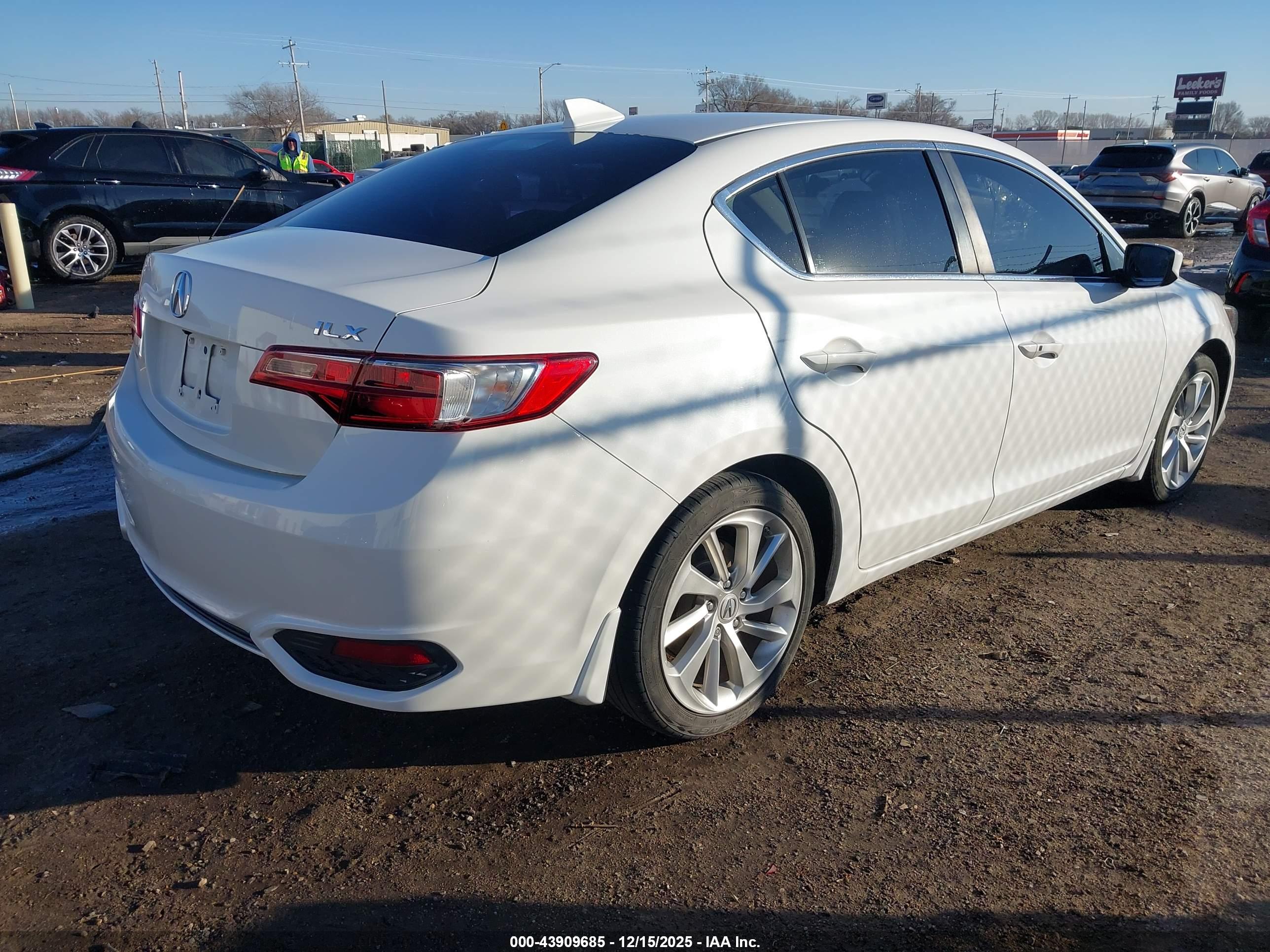 ACURA ILX image 4