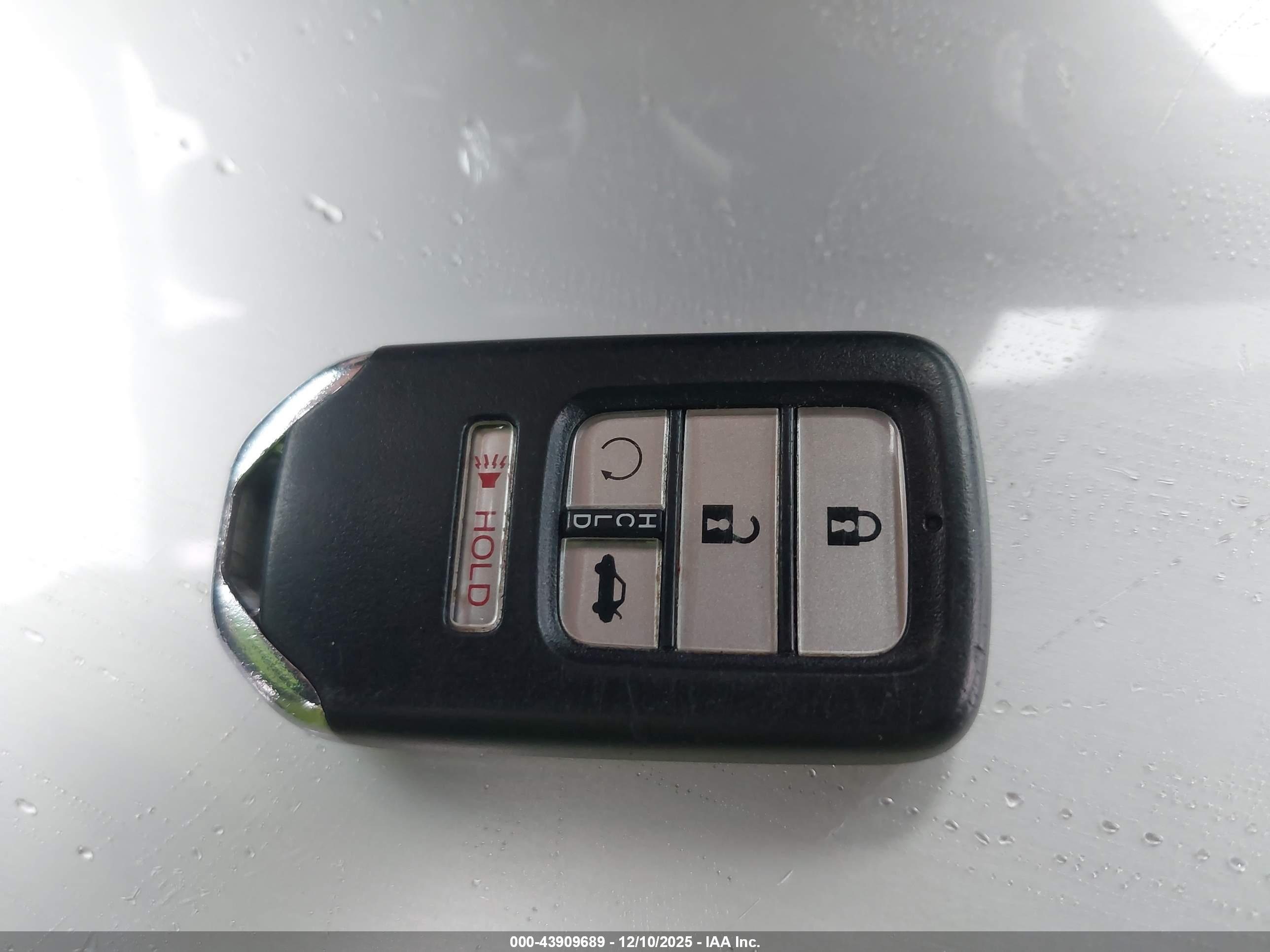 HONDA CIVIC image 11