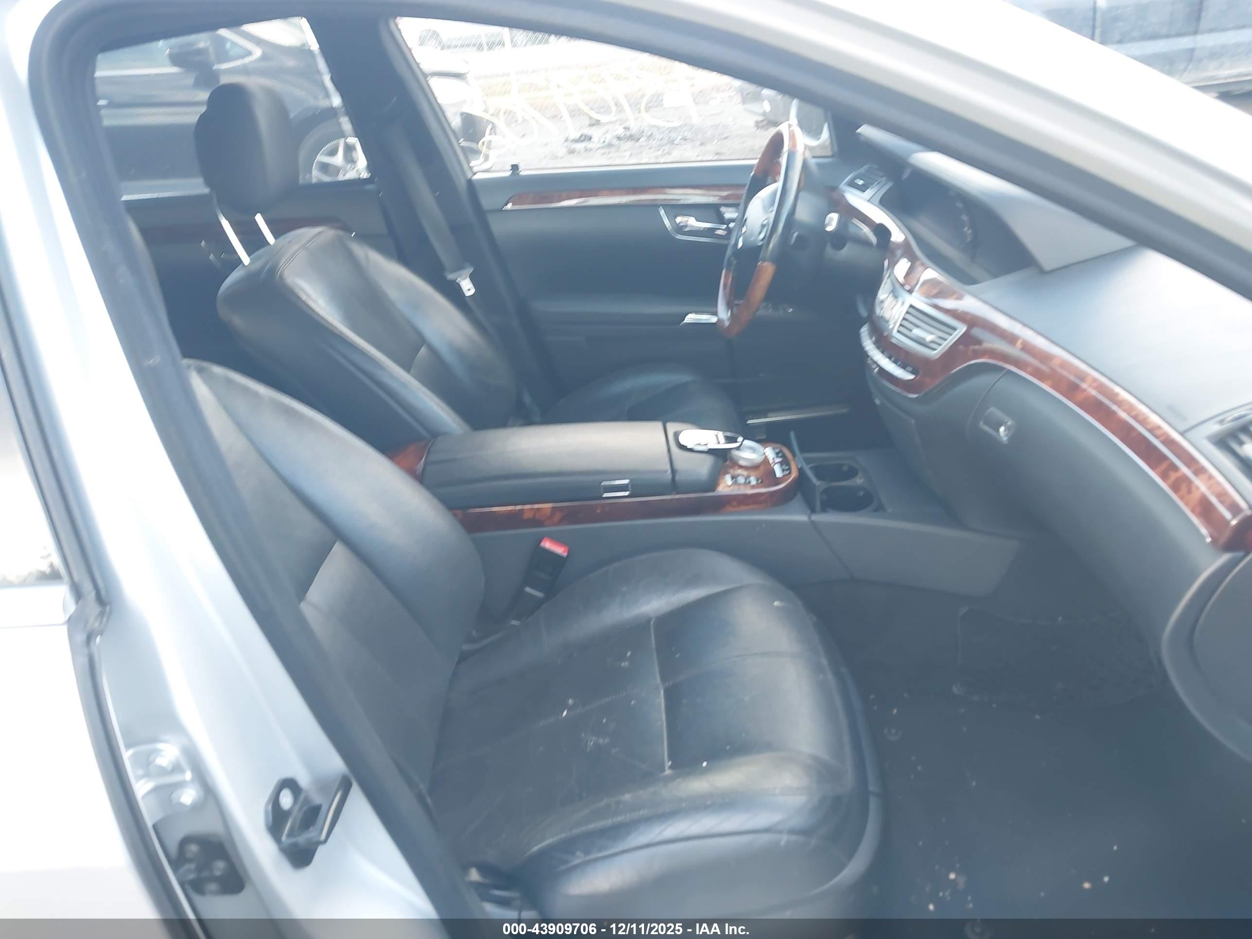 MERCEDES-BENZ S image 5