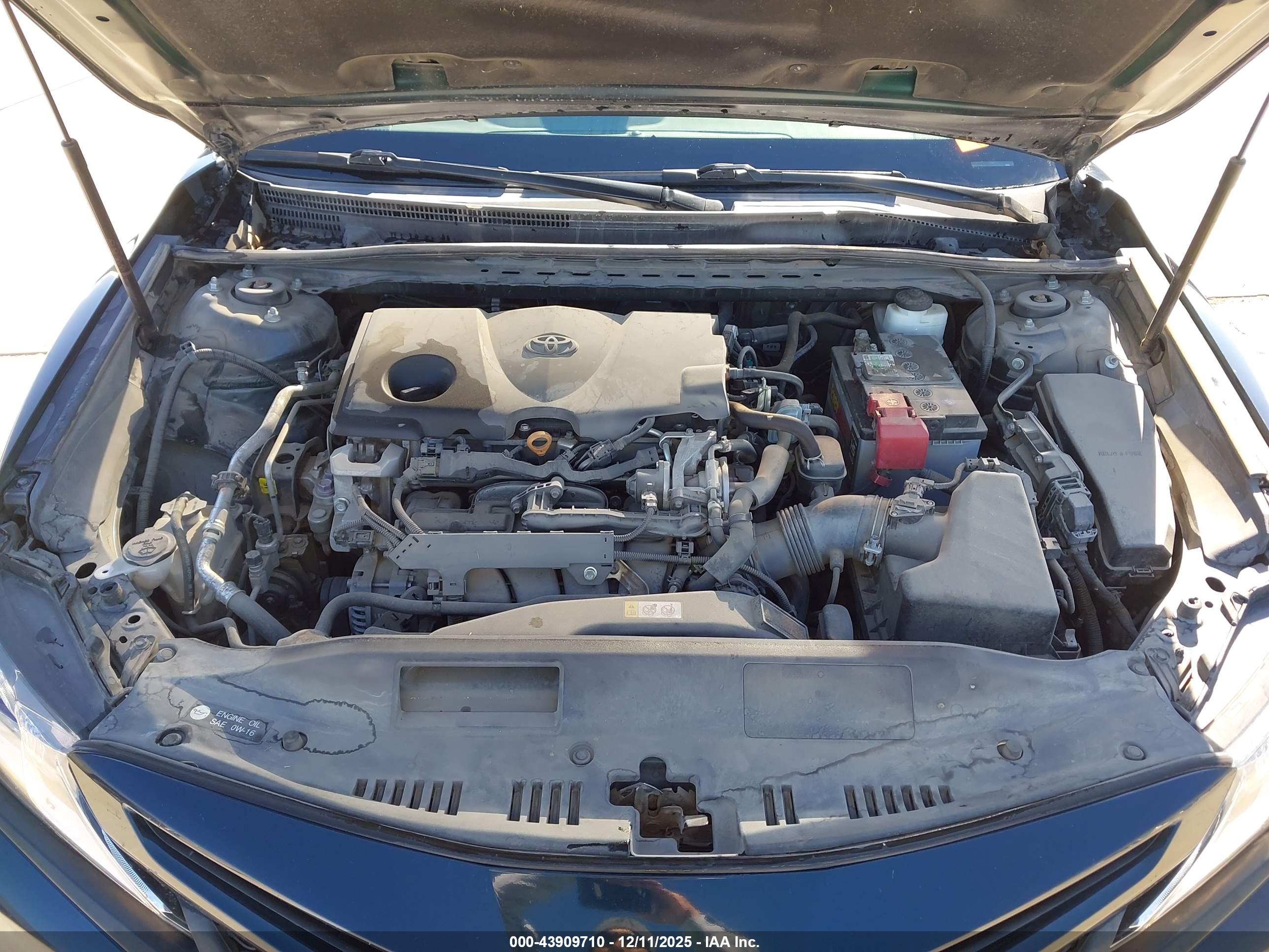 TOYOTA CAMRY image 10