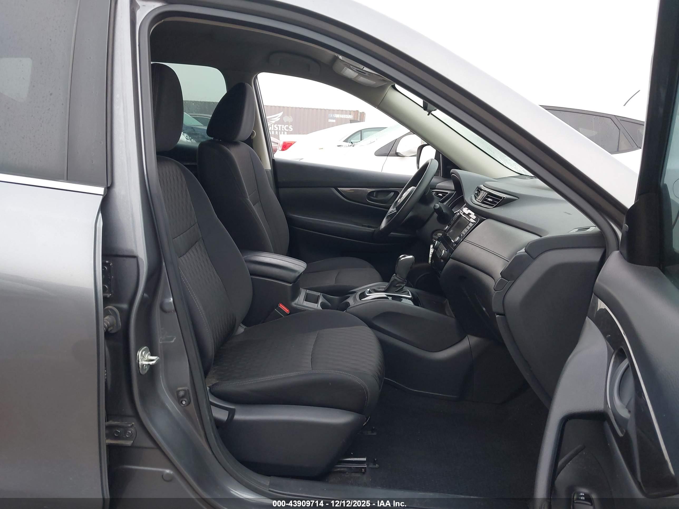 NISSAN ROGUE image 5