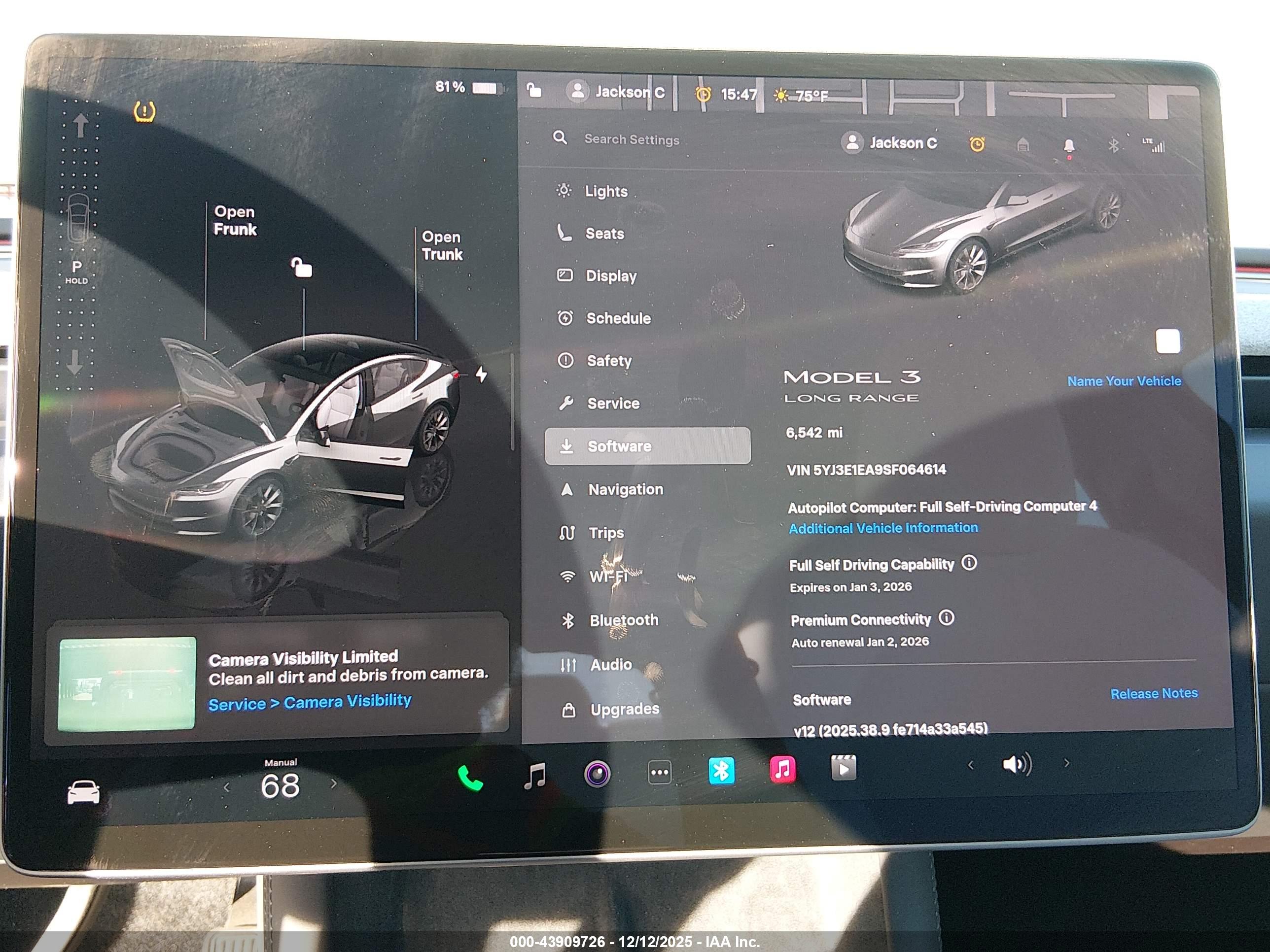 TESLA MODEL image 7
