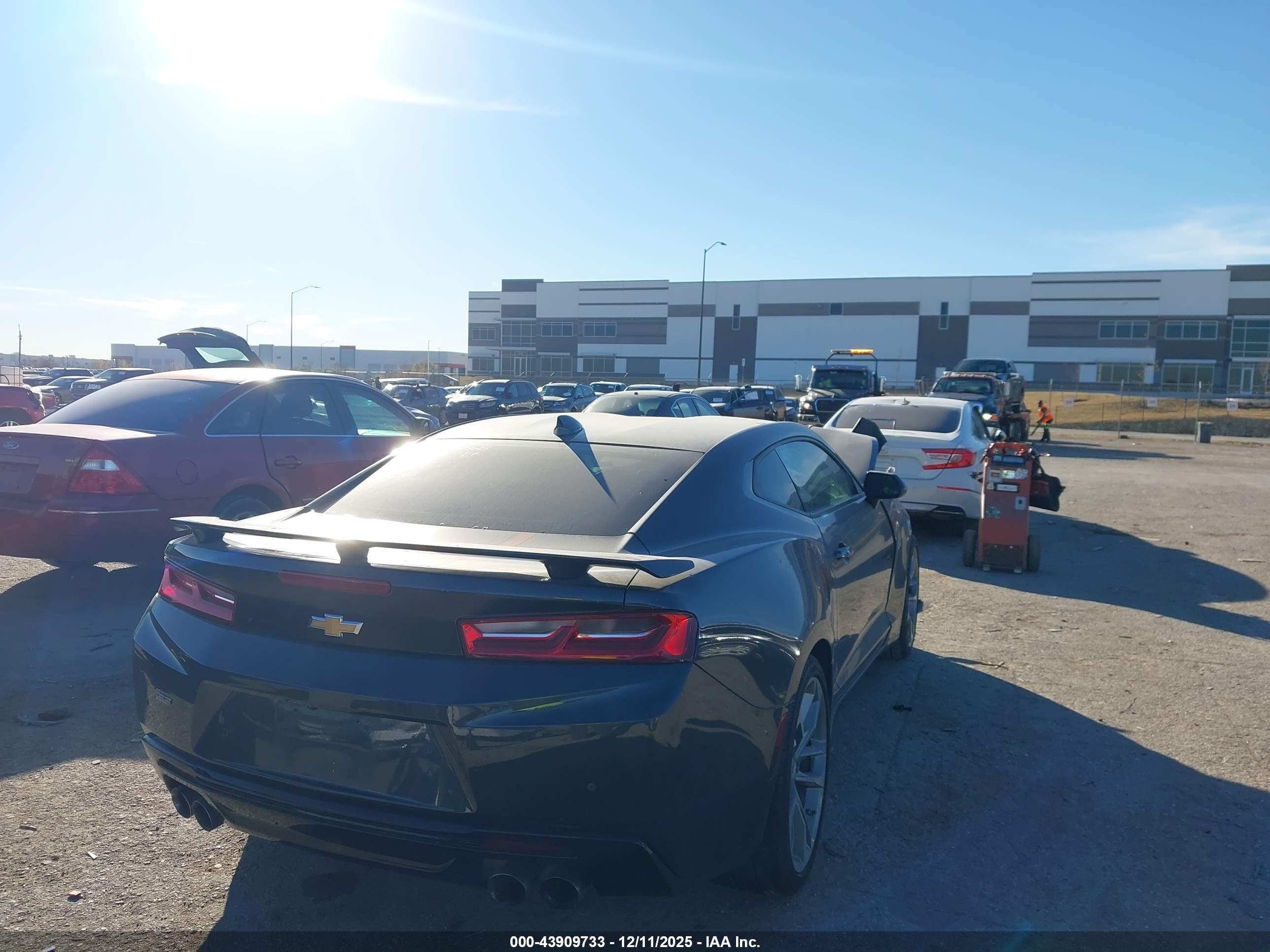 CHEVROLET CAMARO image 4