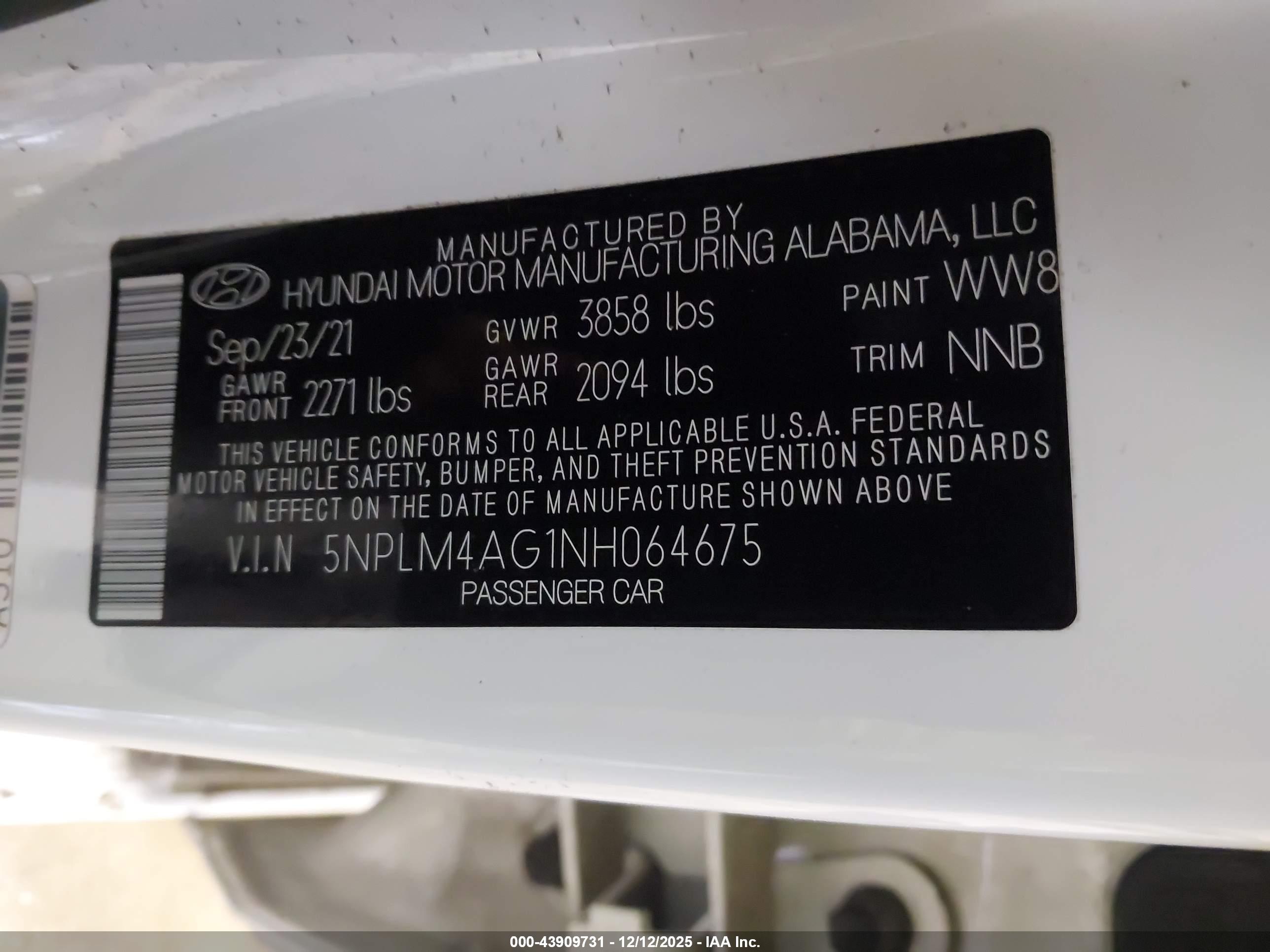 HYUNDAI ELANTRA image 9