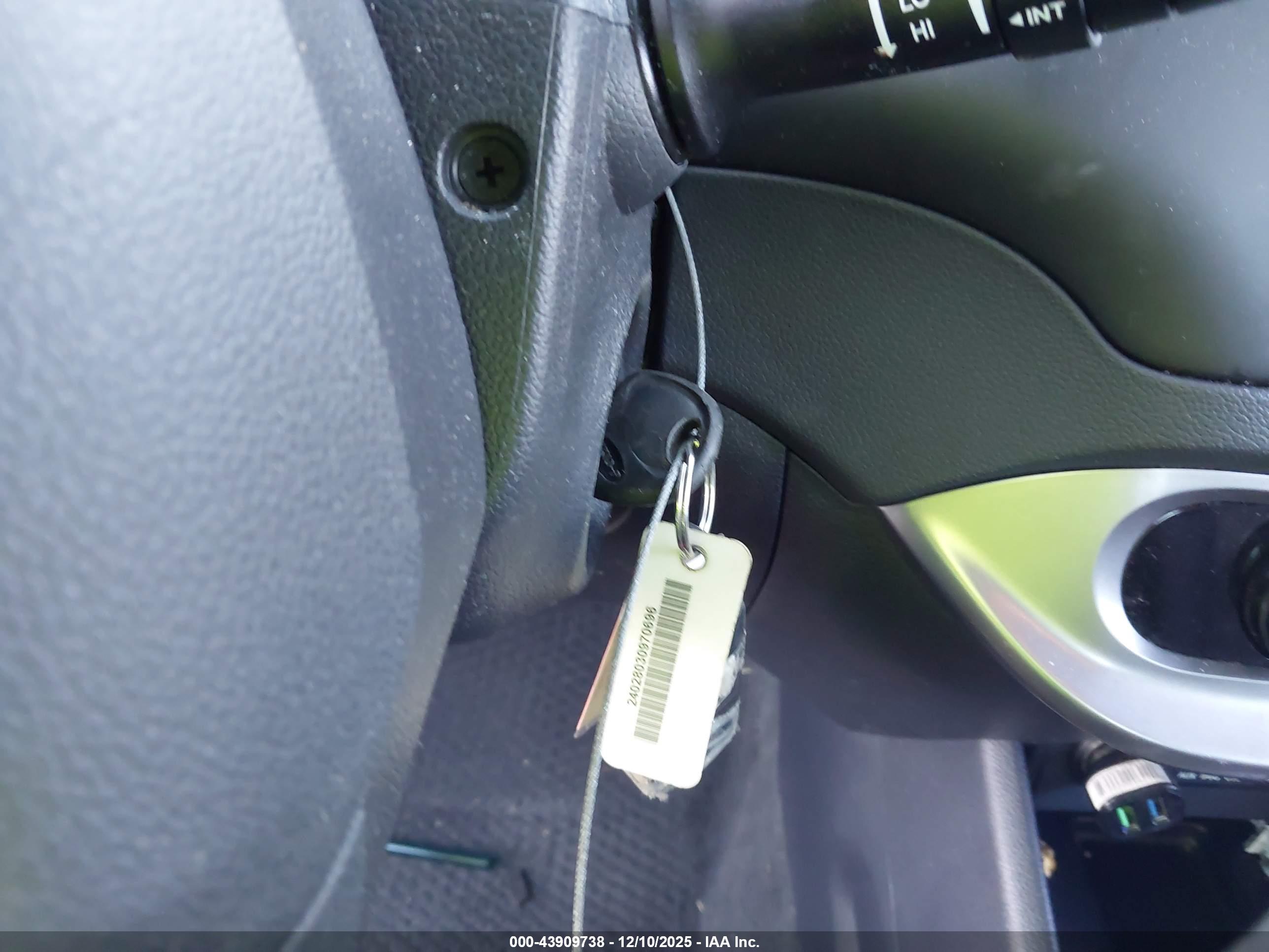 KIA RIO5 image 11