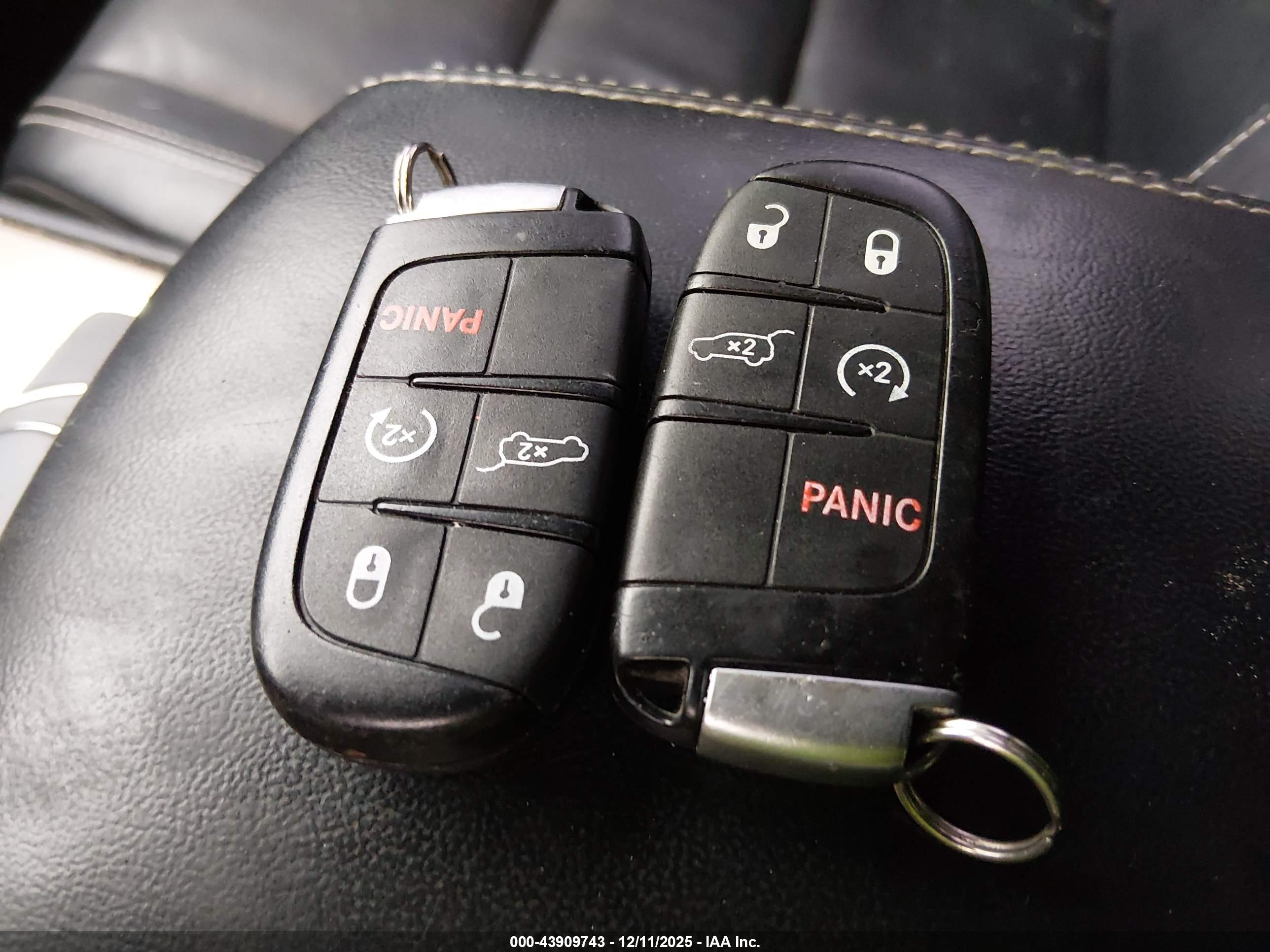 JEEP GRAND image 11