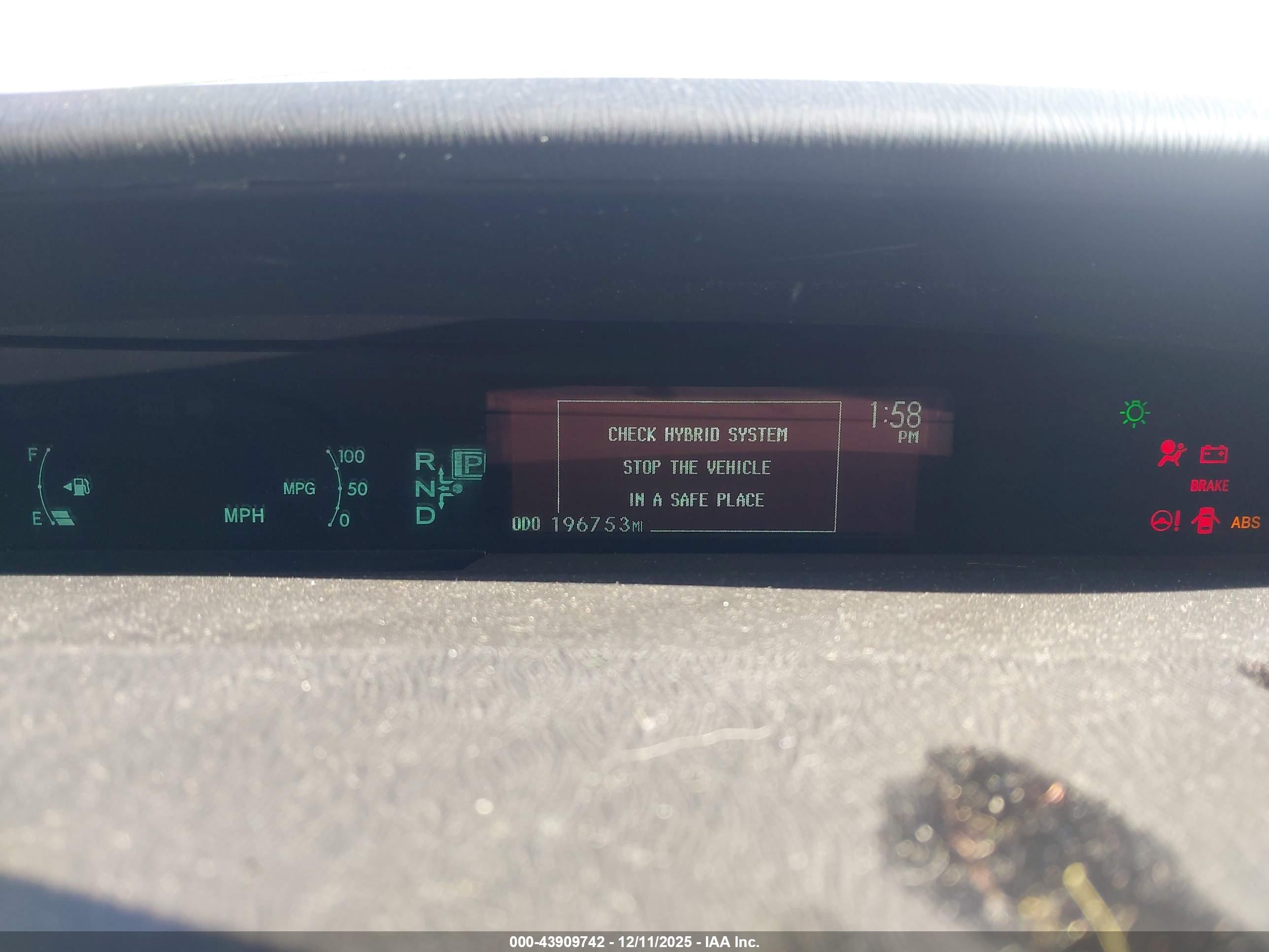 TOYOTA PRIUS image 7