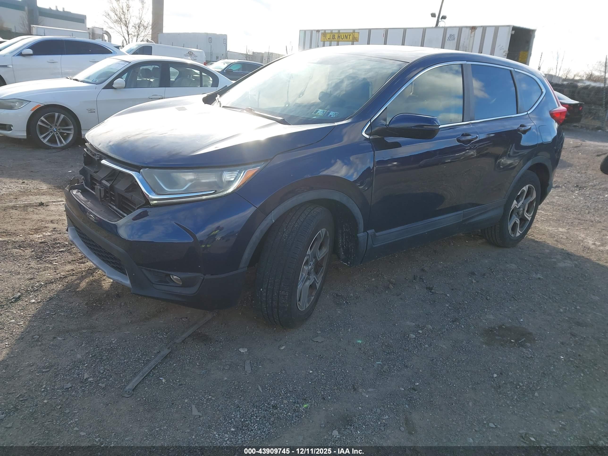 HONDA CR-V image 2