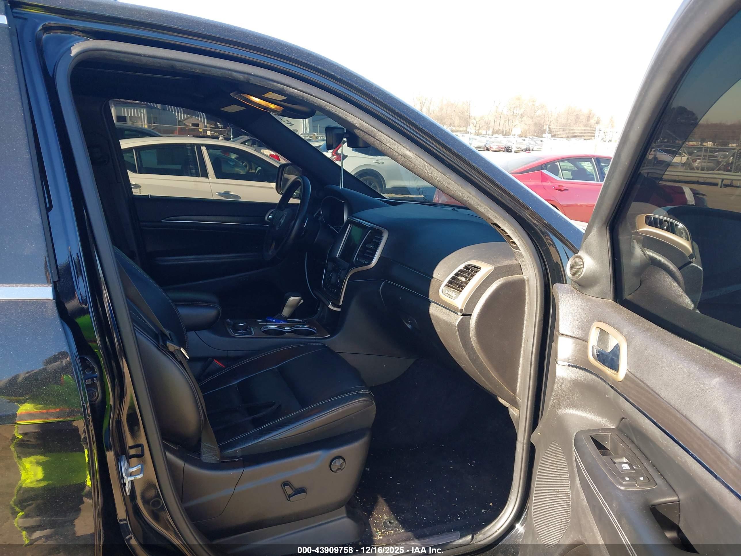 JEEP GRAND image 5