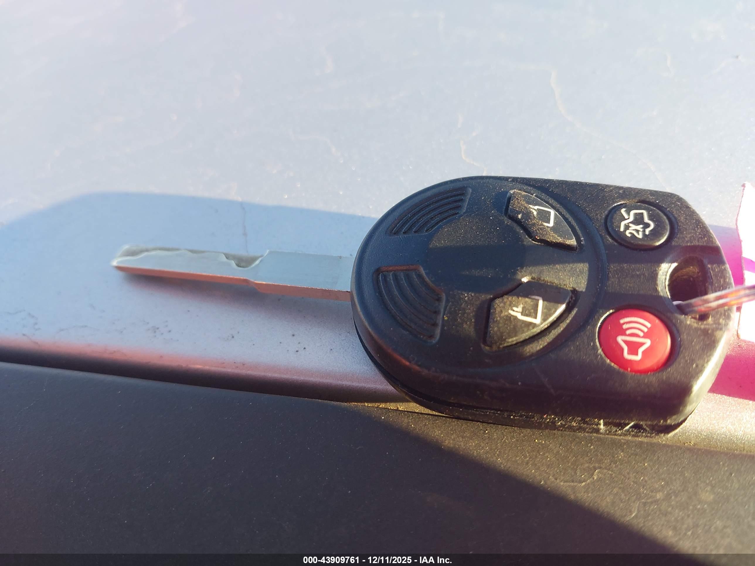 FORD FOCUS image 11