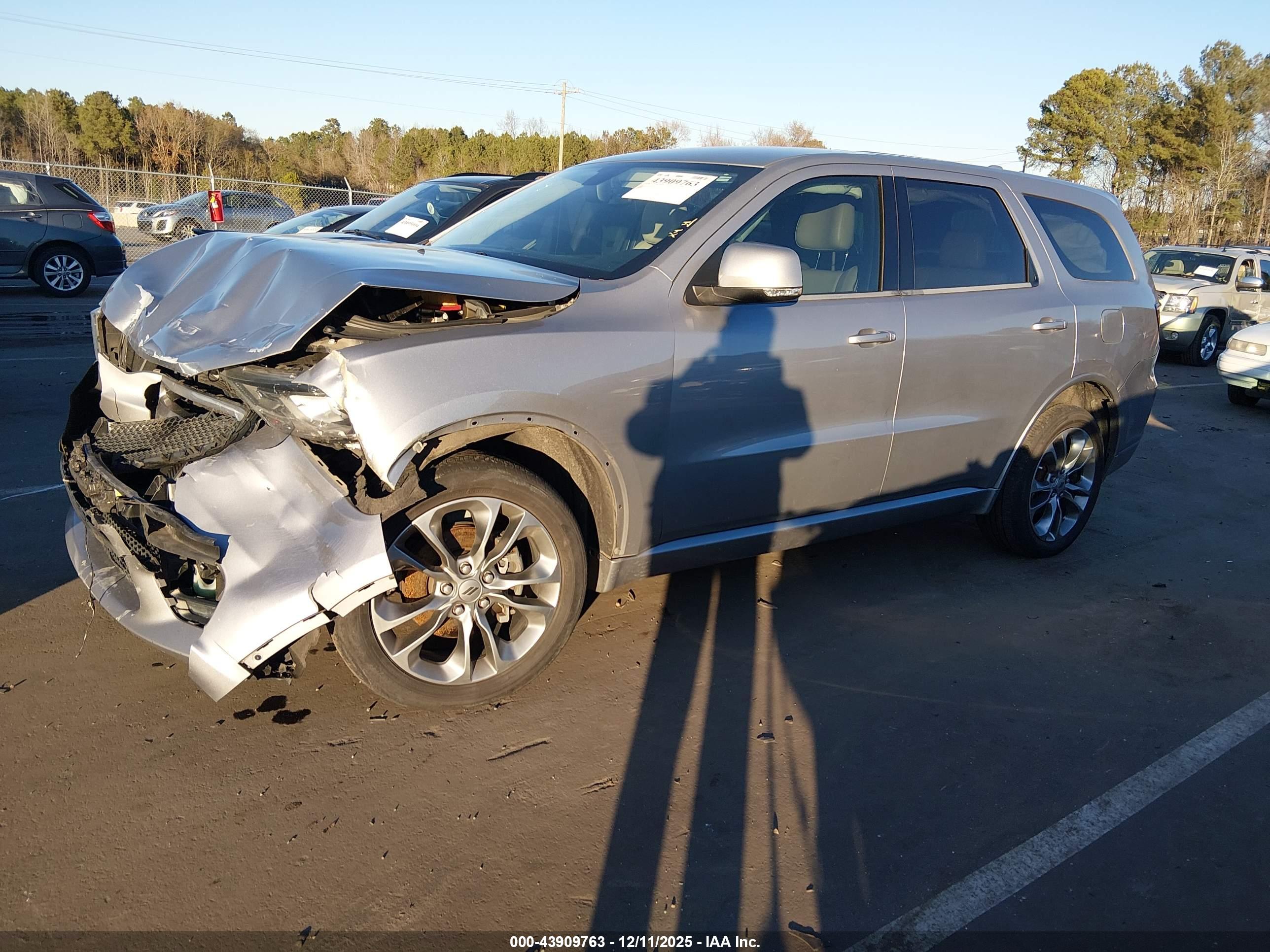 DODGE DURANGO image 2