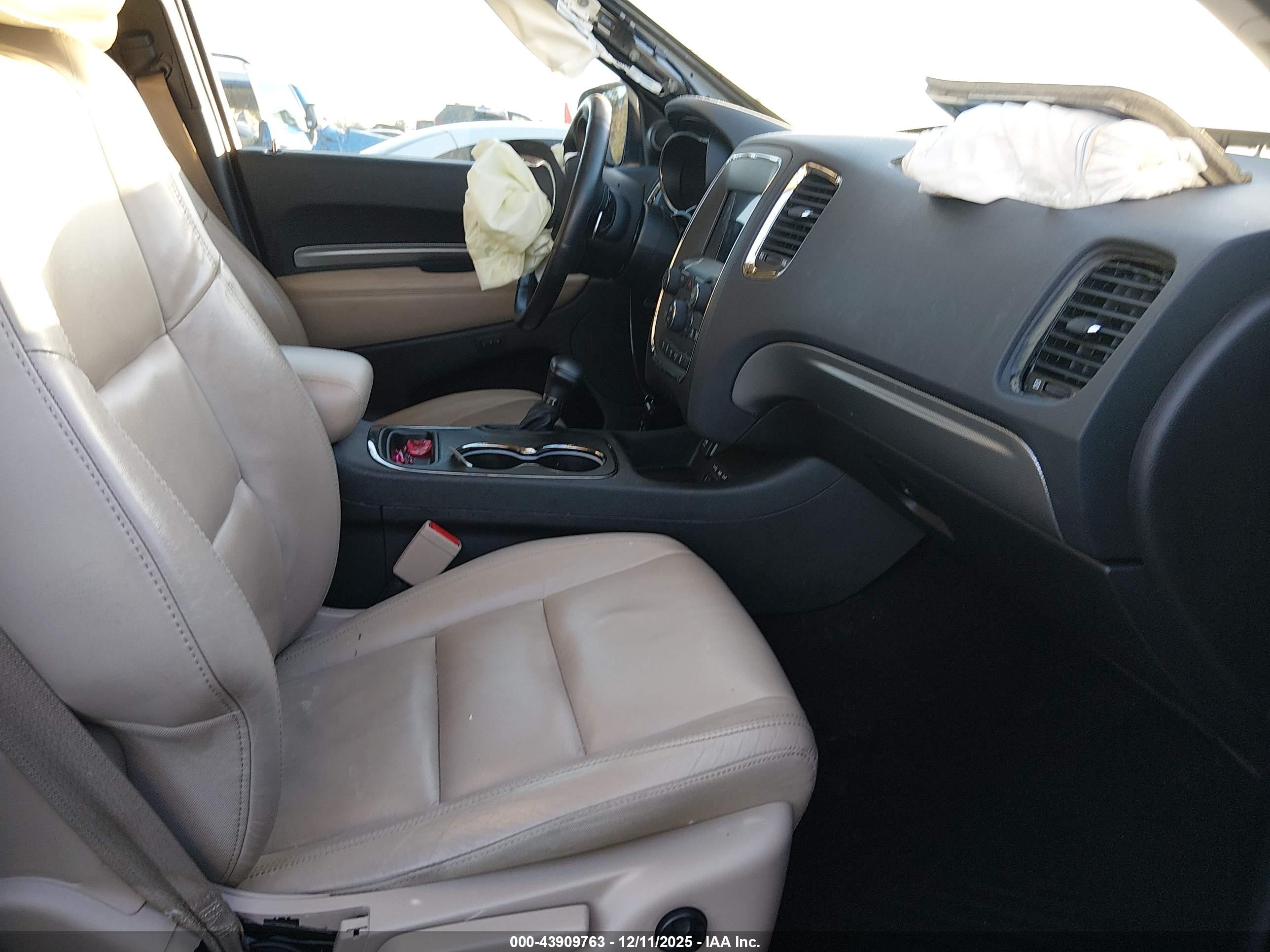 DODGE DURANGO image 5