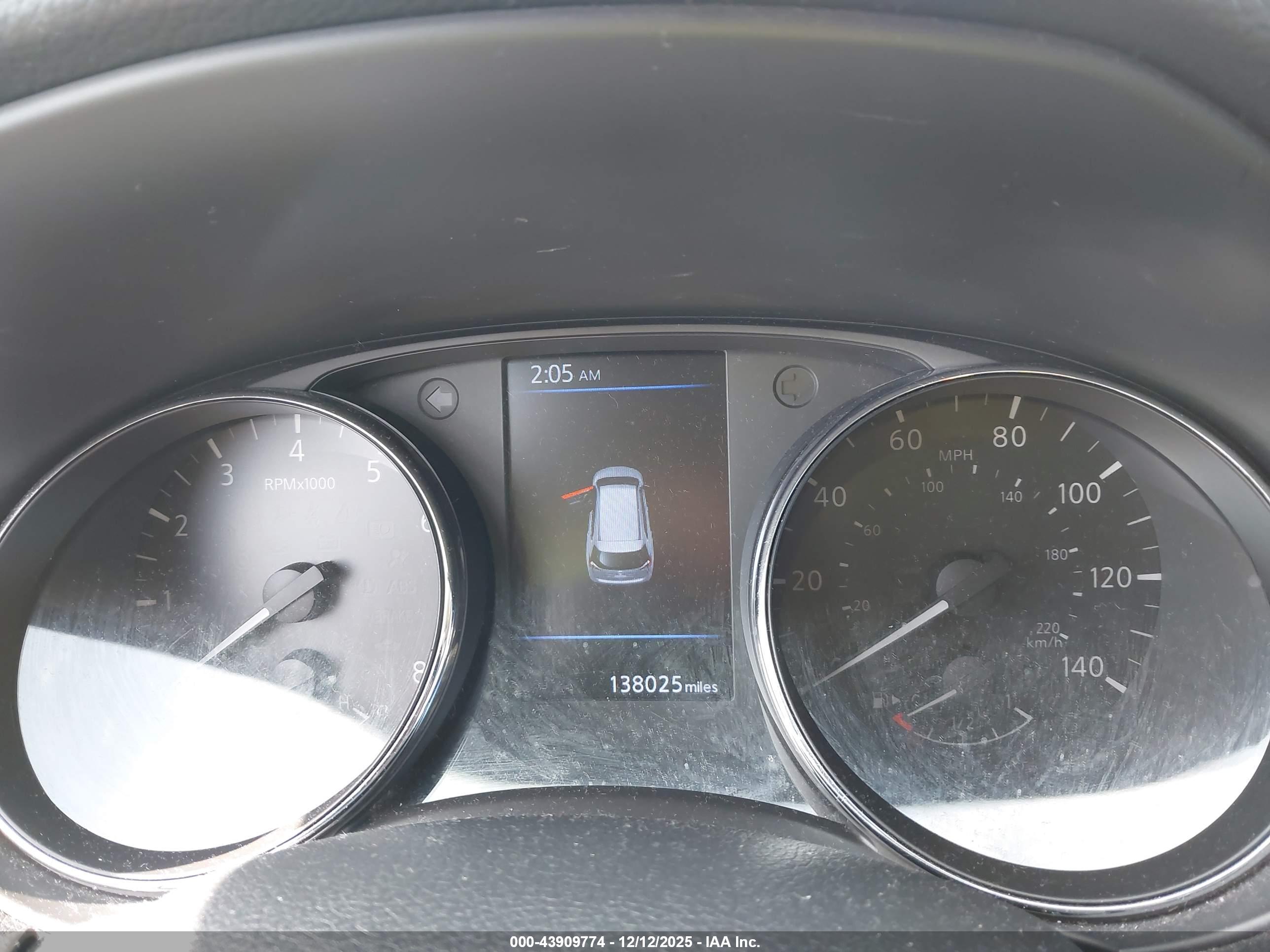 NISSAN ROGUE image 7