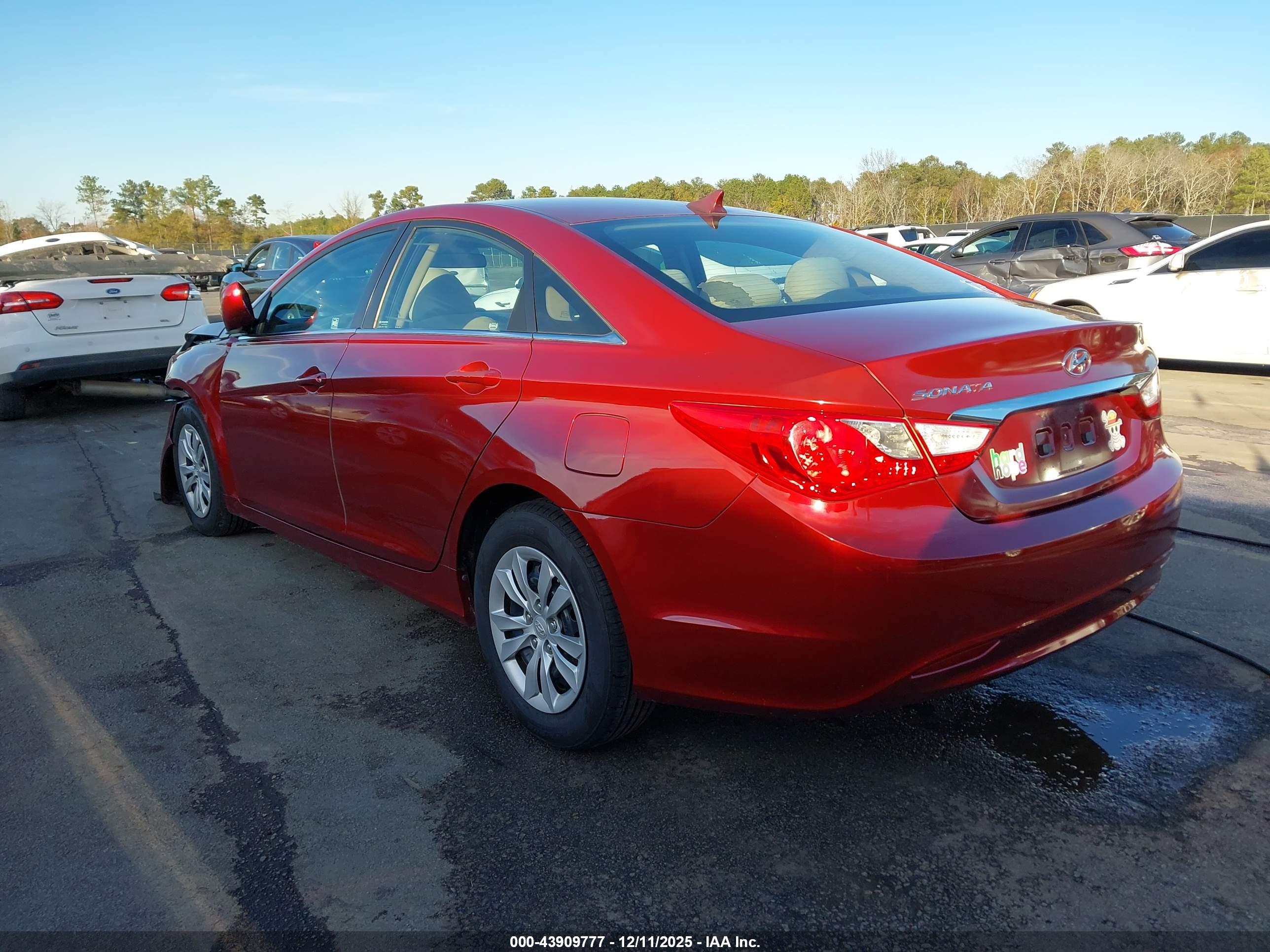 HYUNDAI SONATA image 3