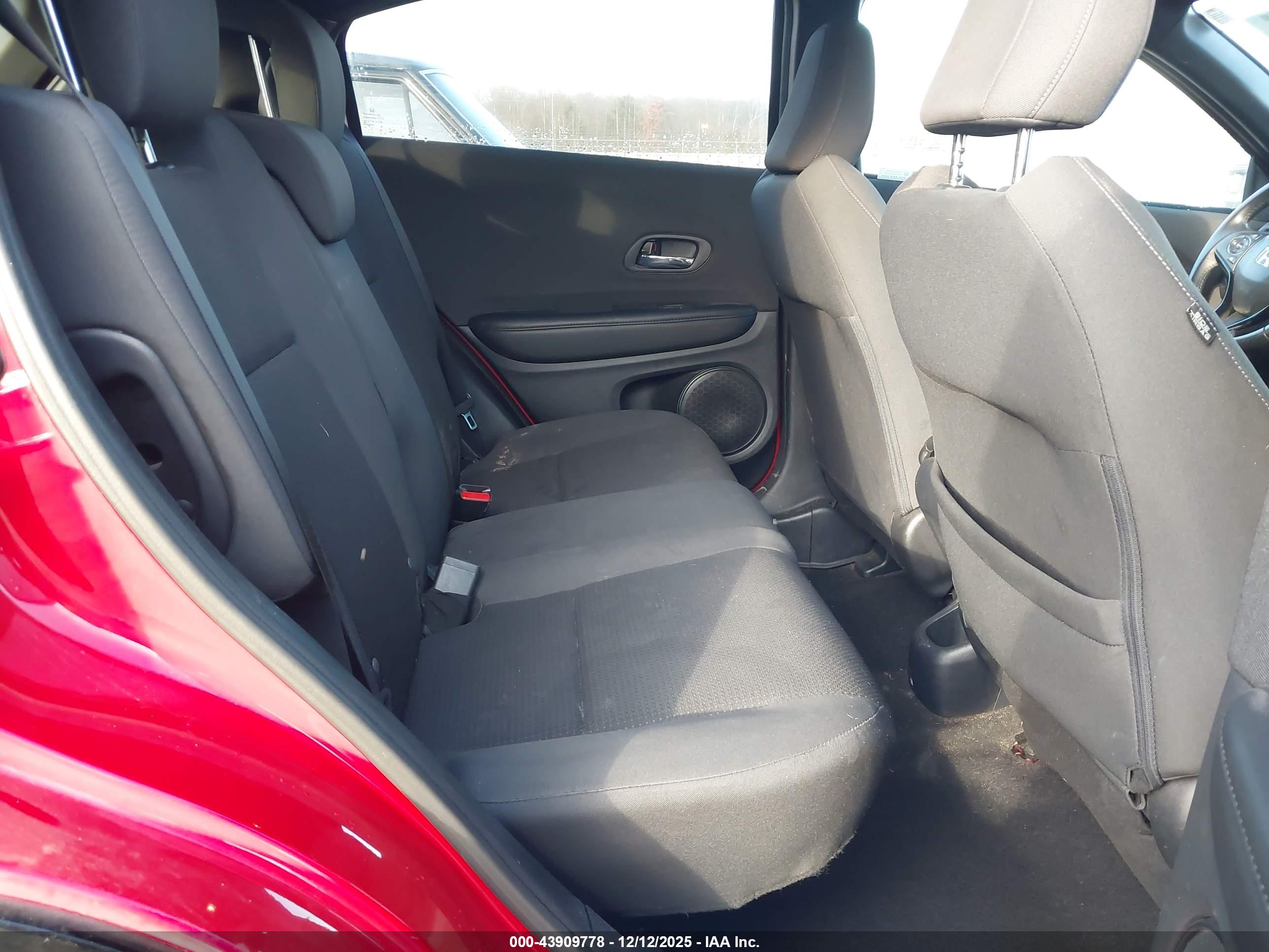 HONDA HR-V image 8