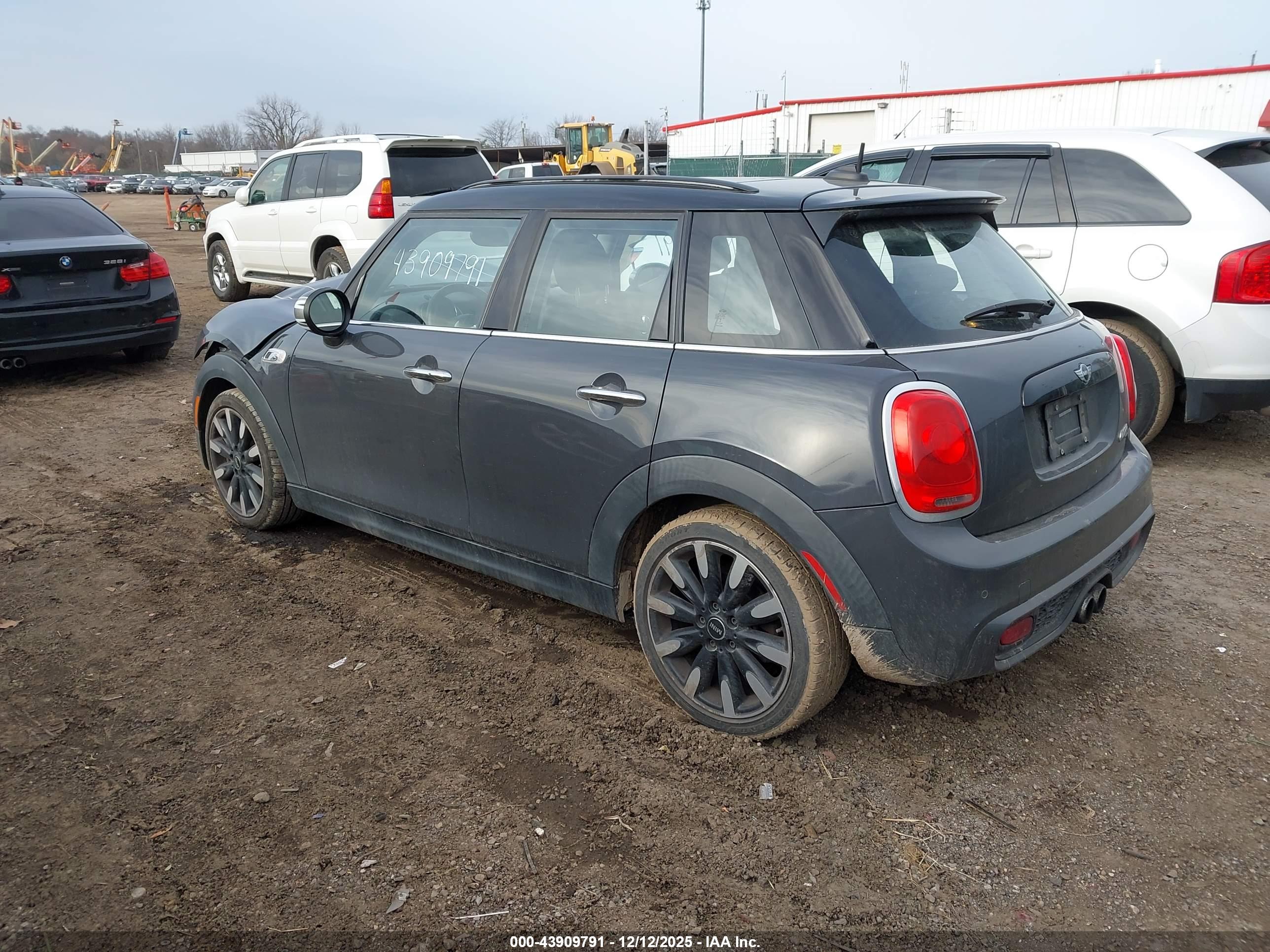 MINI HARDTOP image 3