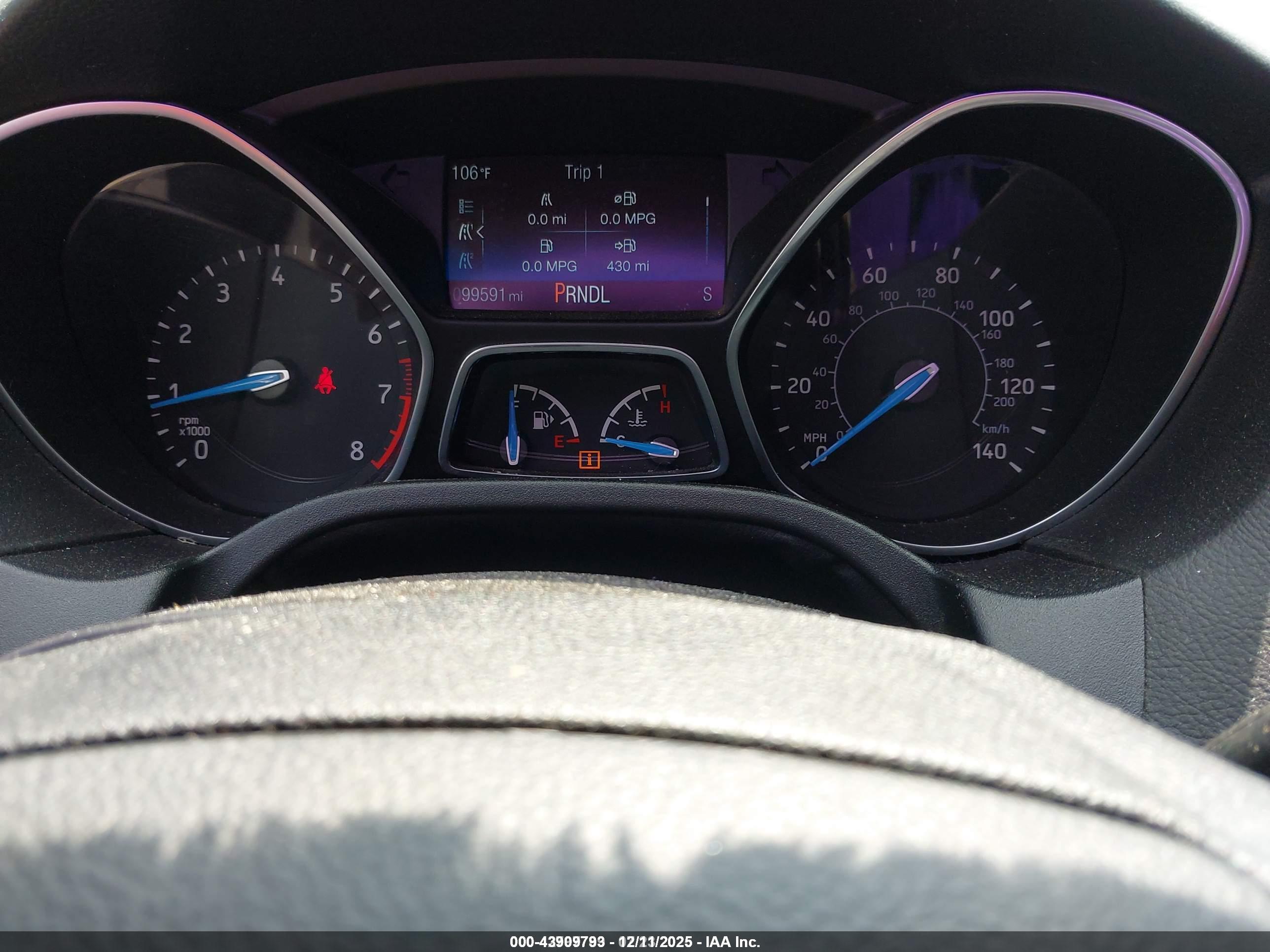 FORD FOCUS image 7