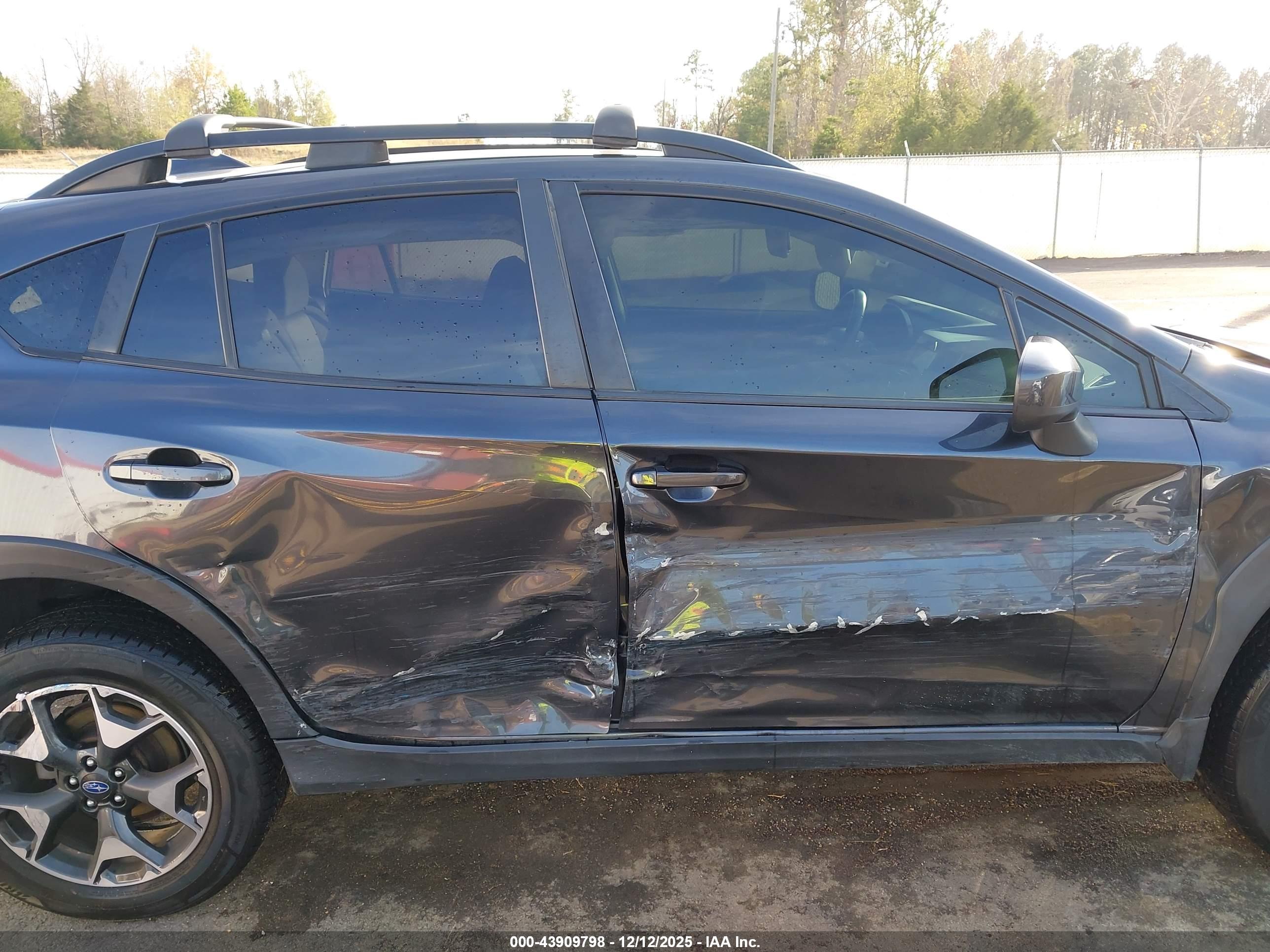 SUBARU CROSSTREK image 6