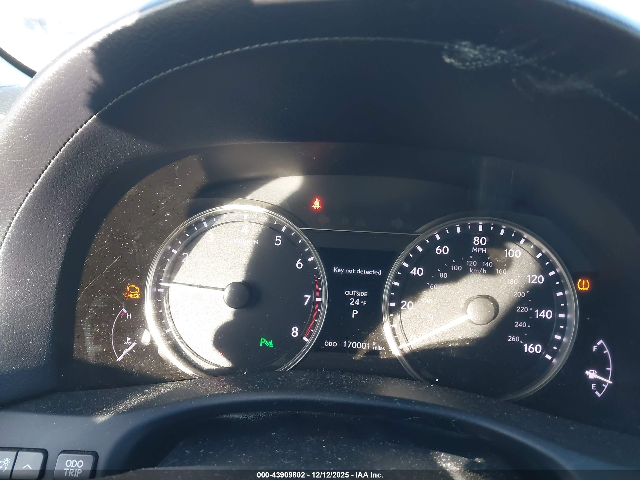 LEXUS GS image 7