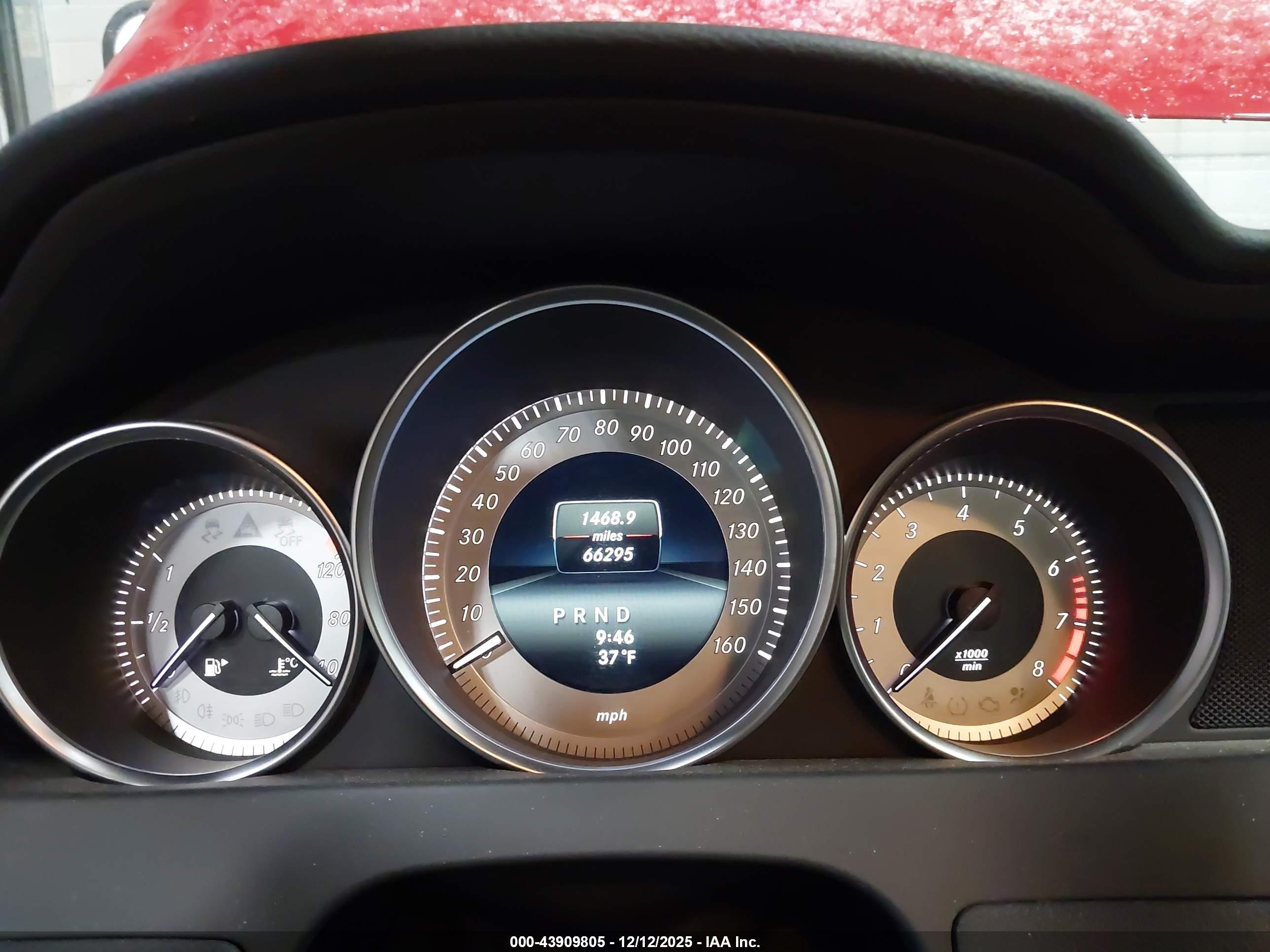 MERCEDES-BENZ C image 7