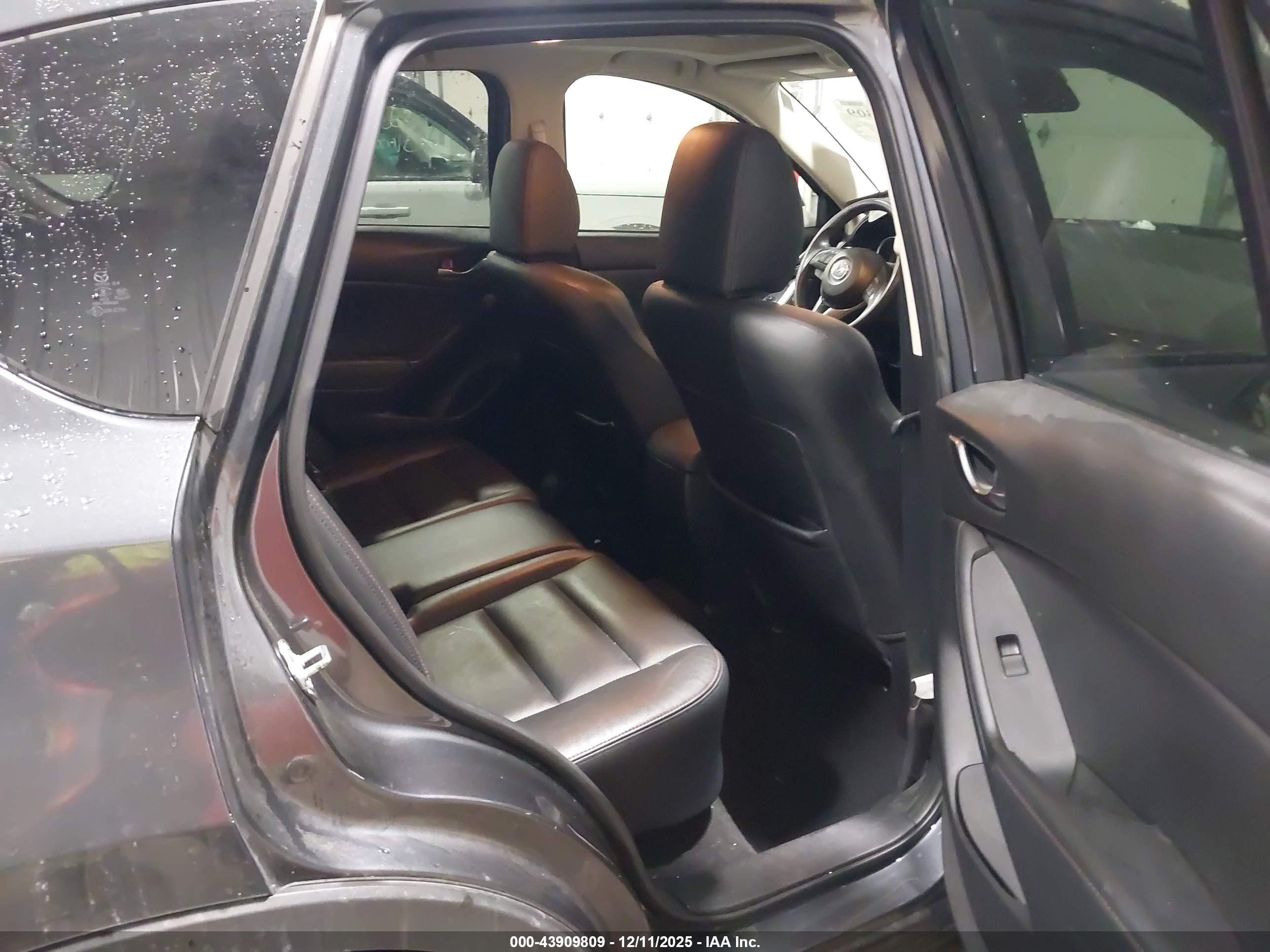 MAZDA CX-5 image 8