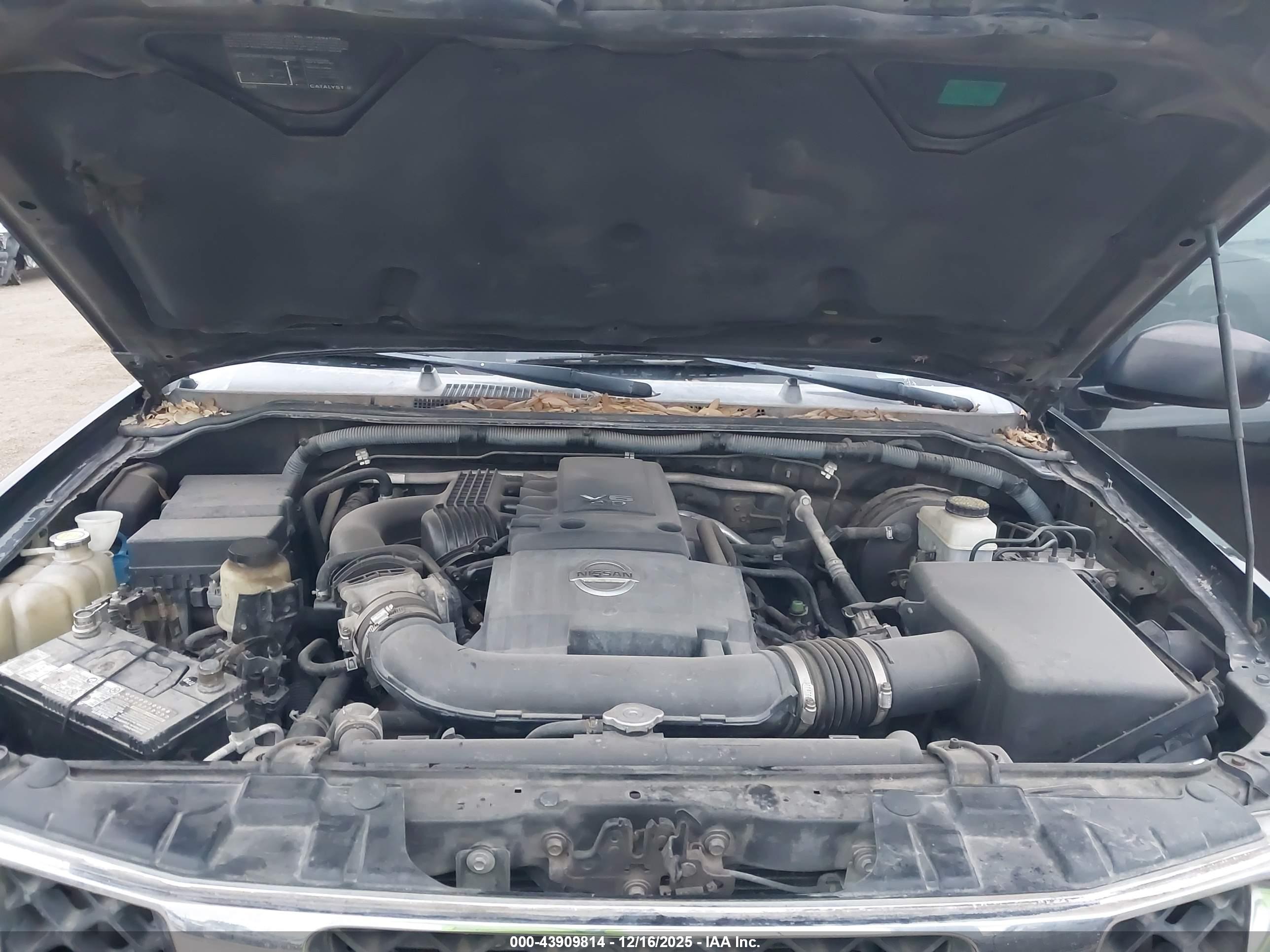 NISSAN FRONTIER image 10