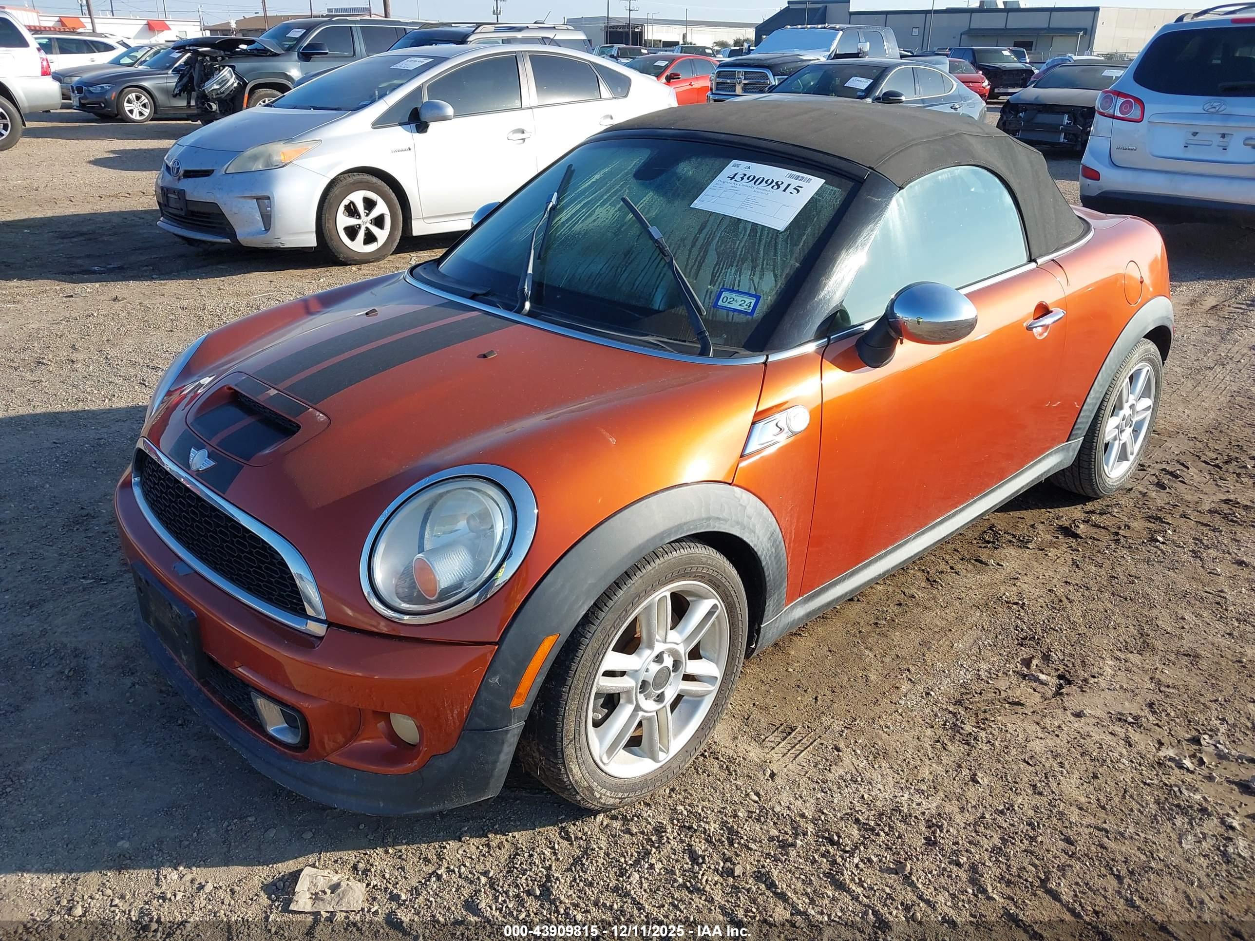 MINI ROADSTER image 2