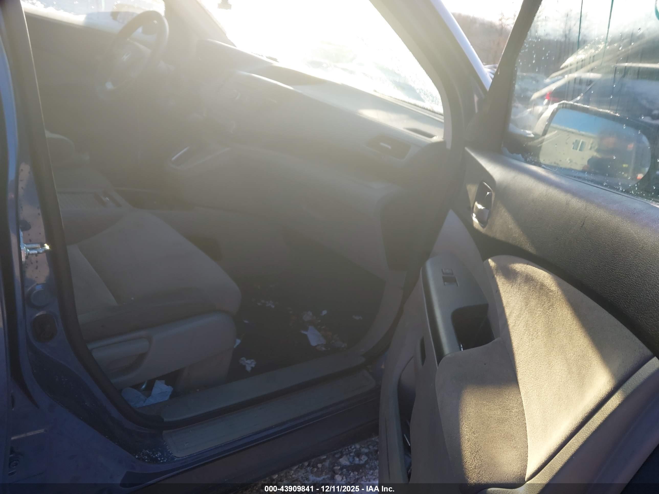 HONDA CR-V image 5