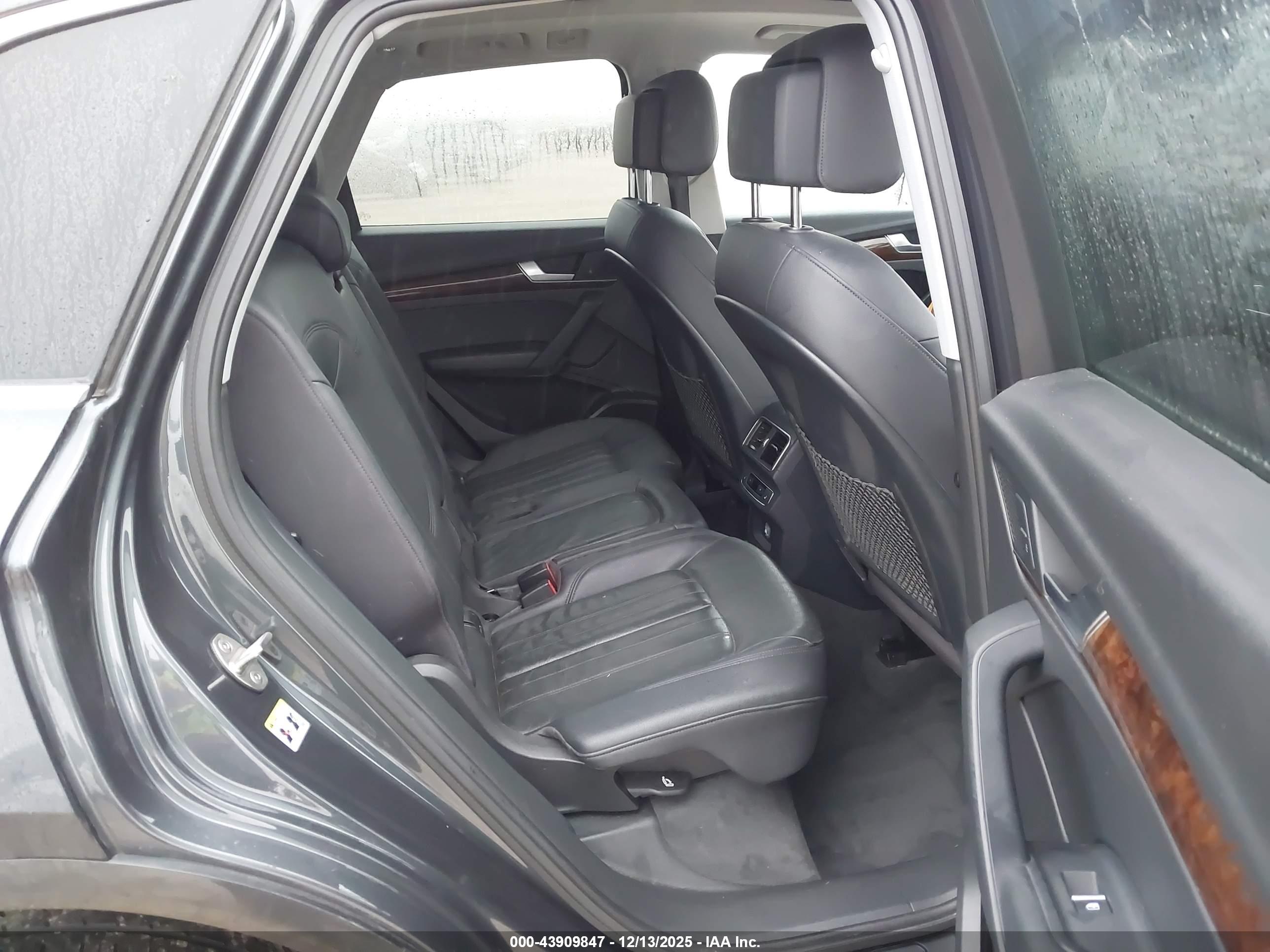 AUDI Q5 image 8