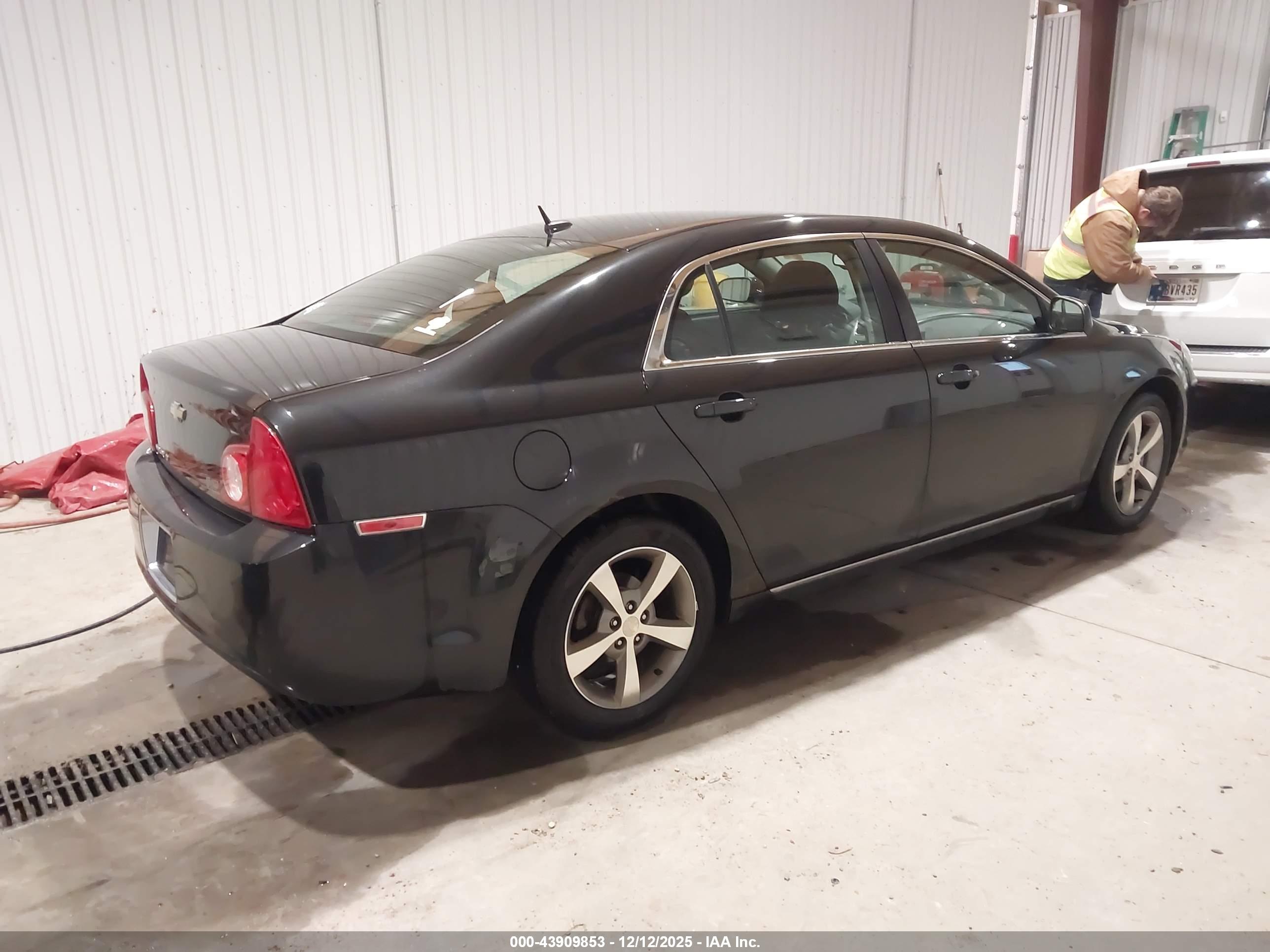 CHEVROLET MALIBU image 4