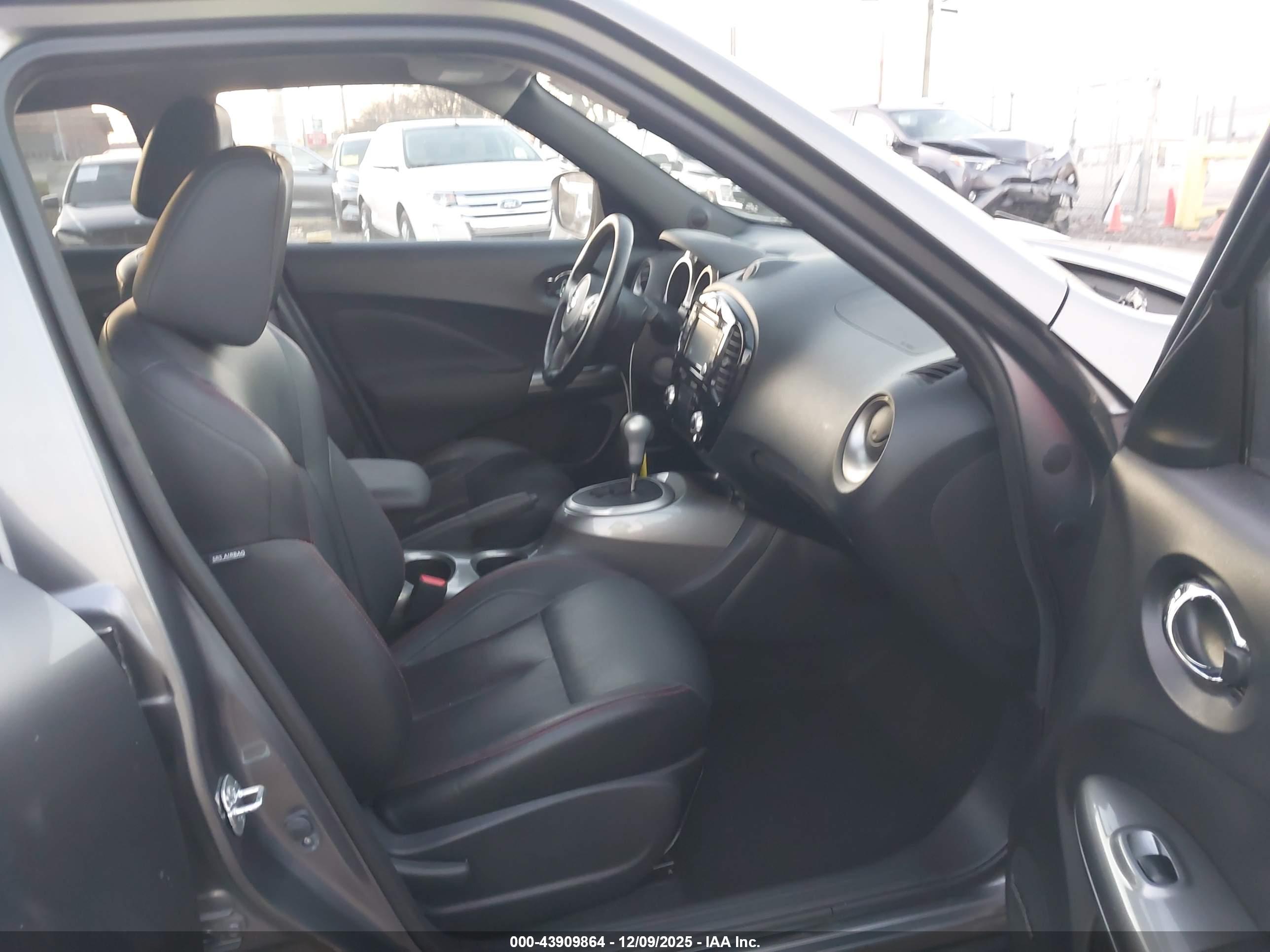 NISSAN JUKE image 5