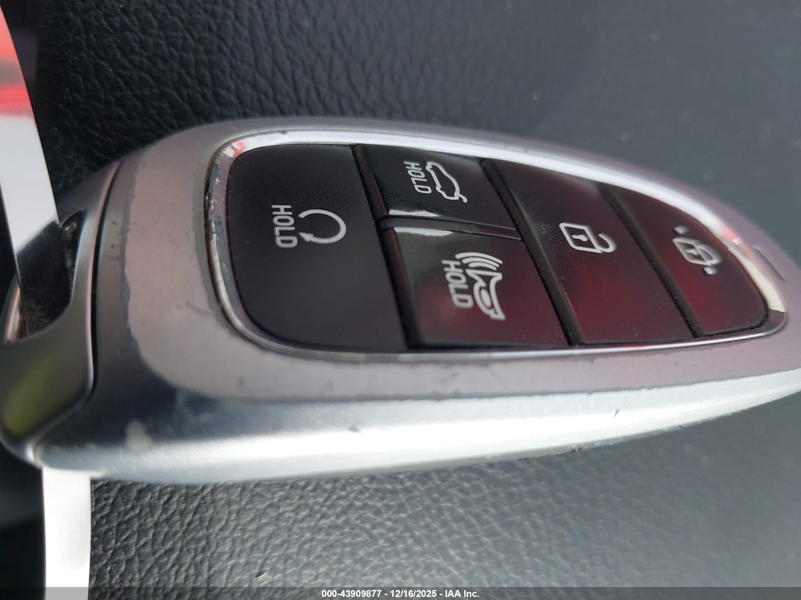 HYUNDAI SONATA image 11