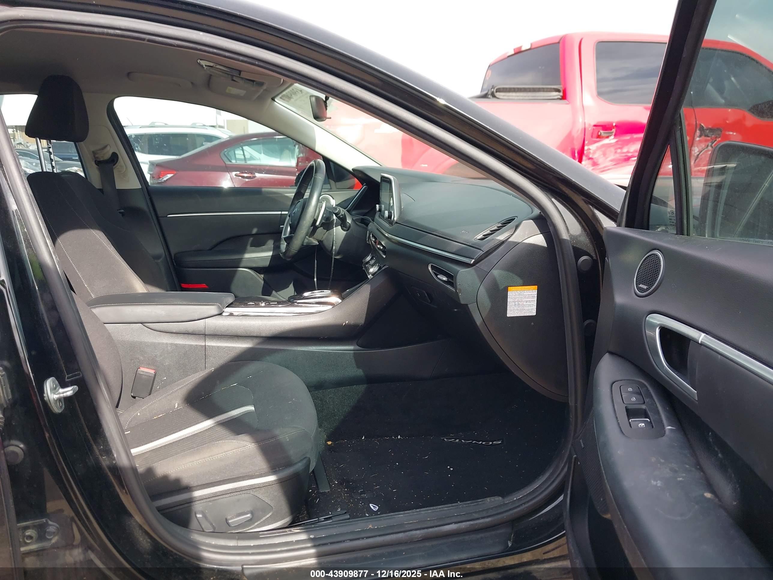 HYUNDAI SONATA image 5
