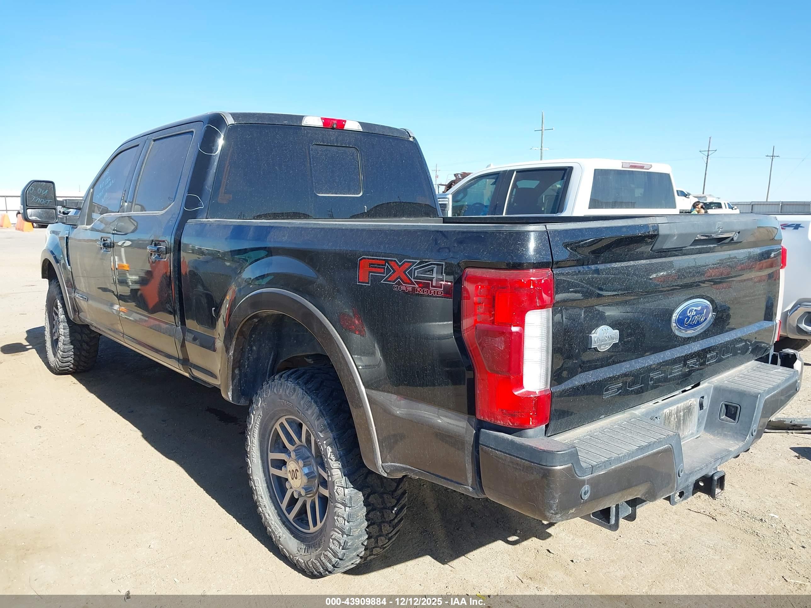 FORD F-250 image 3
