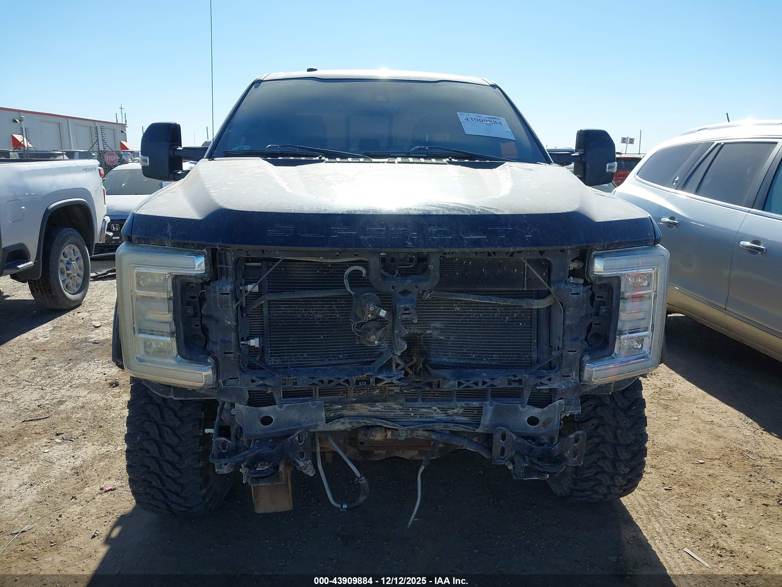 FORD F-250 image 6