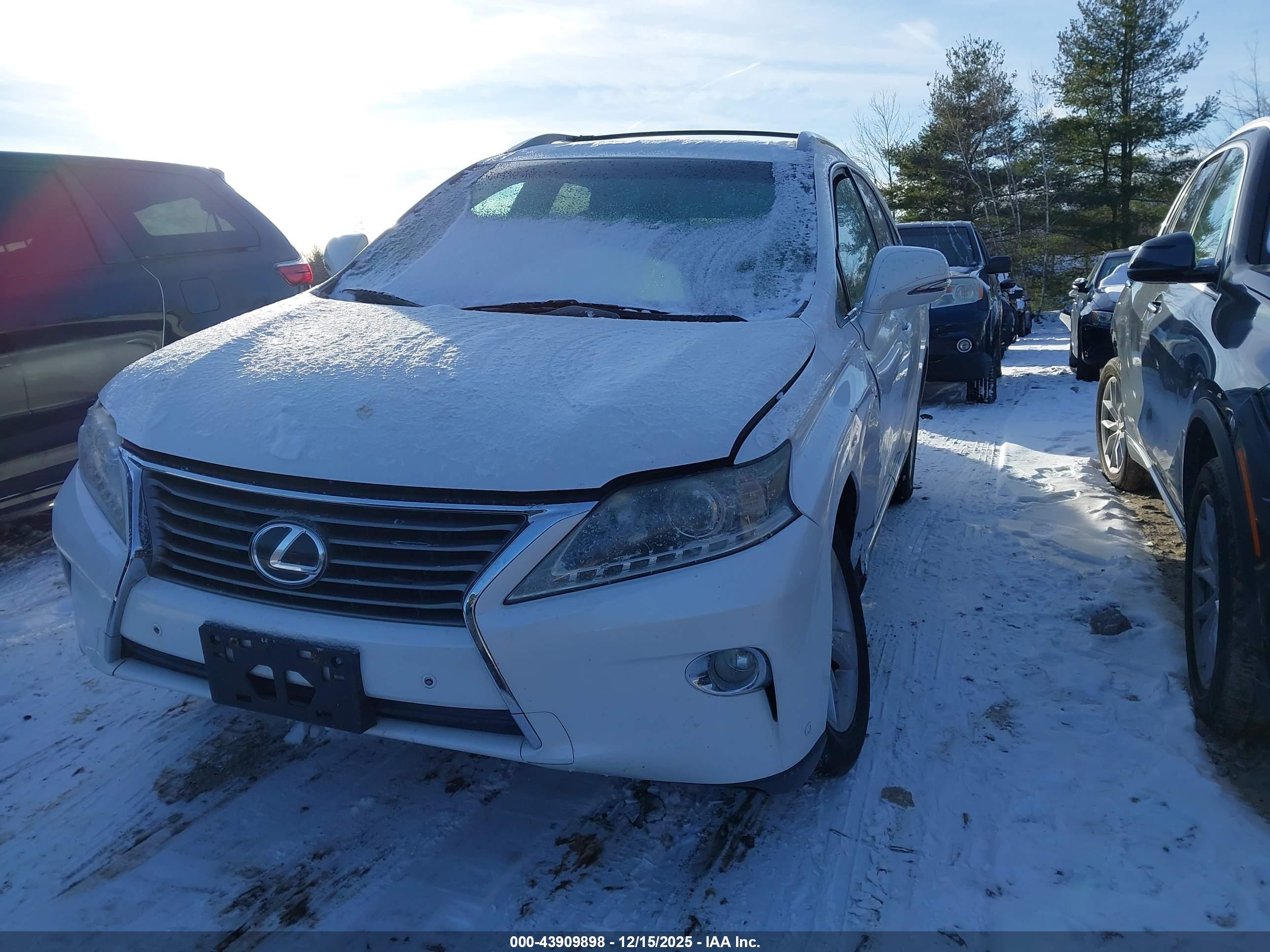 LEXUS RX image 2