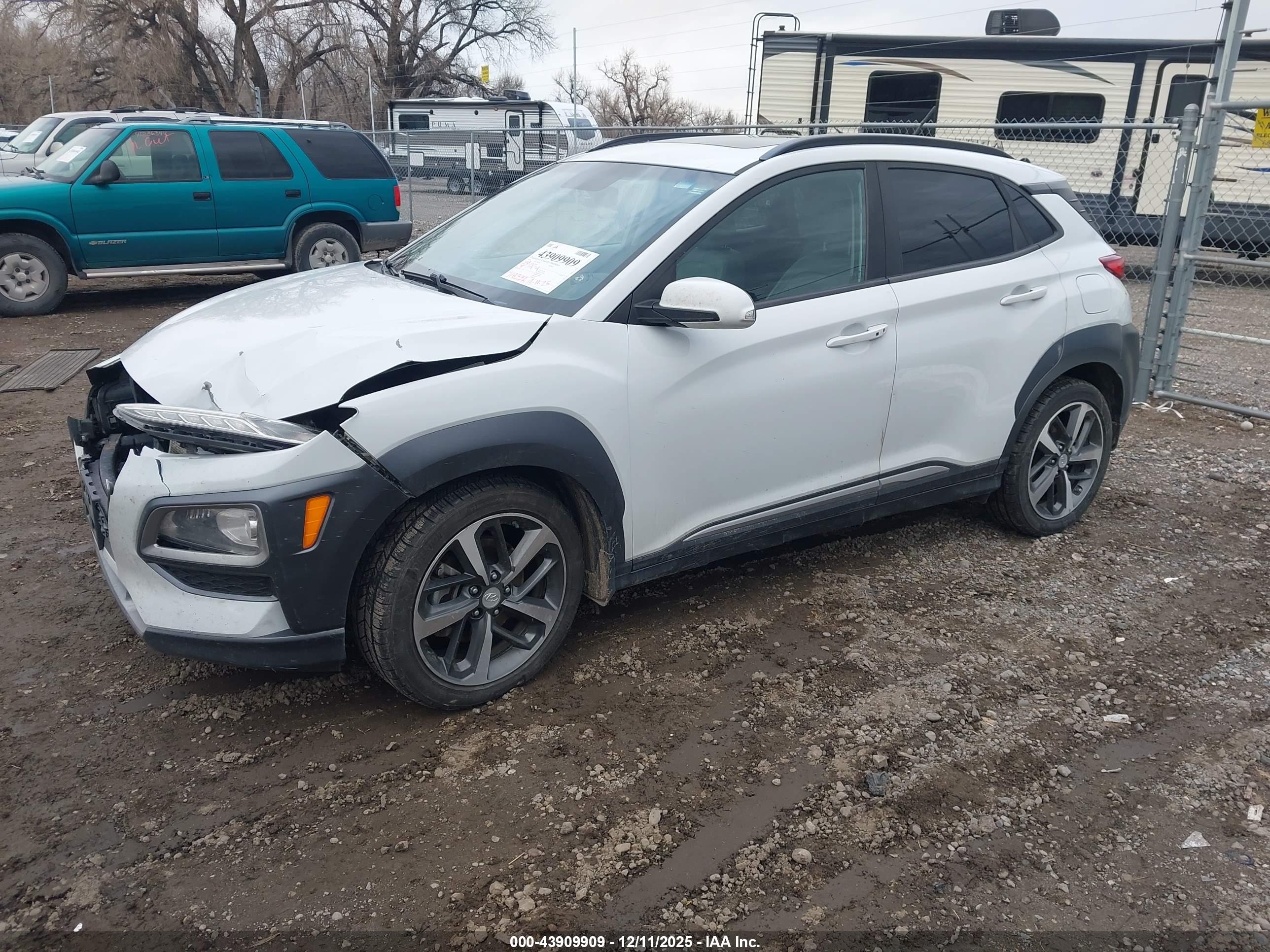 HYUNDAI KONA image 2