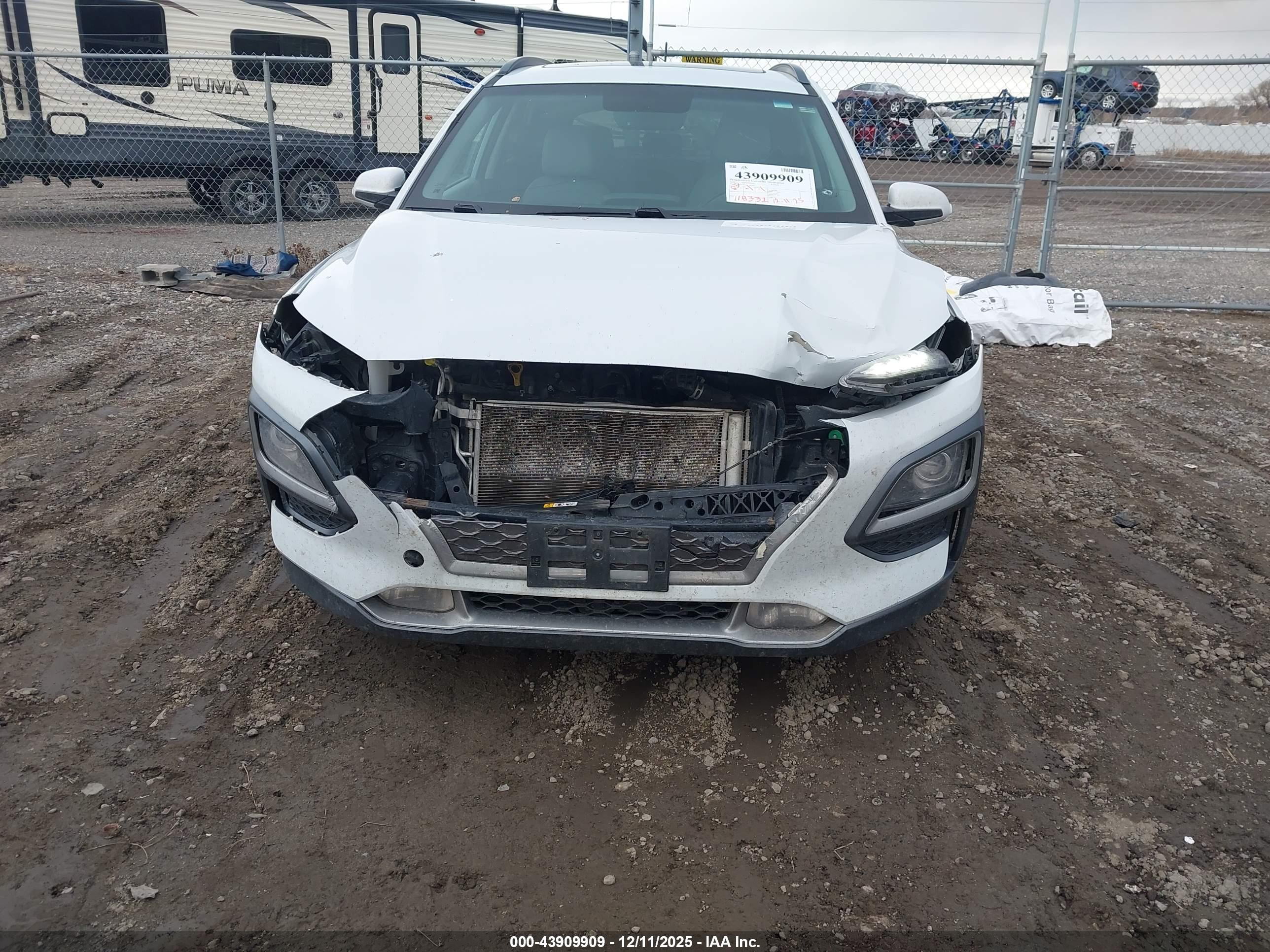 HYUNDAI KONA image 6