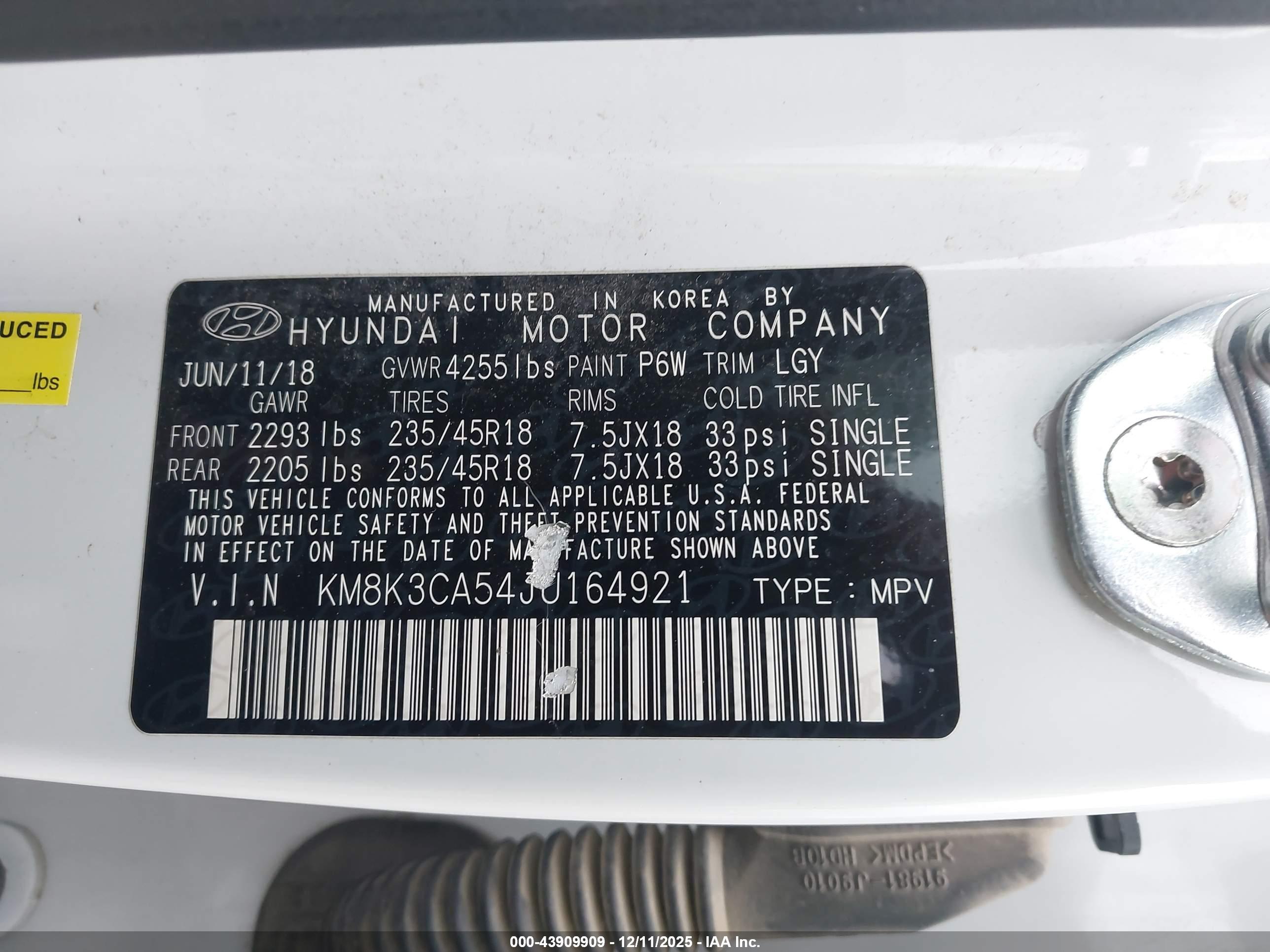 HYUNDAI KONA image 9