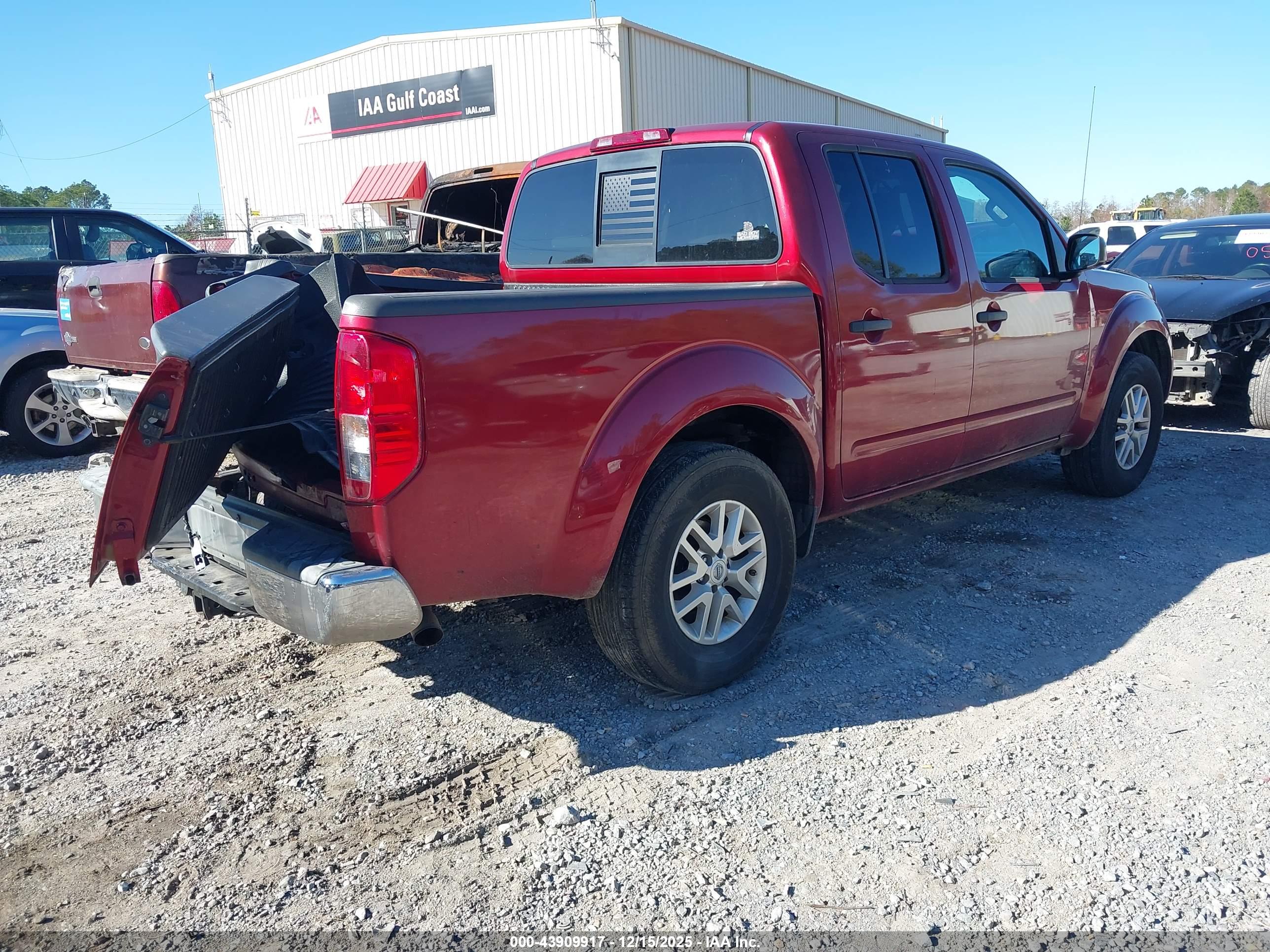 NISSAN FRONTIER image 4