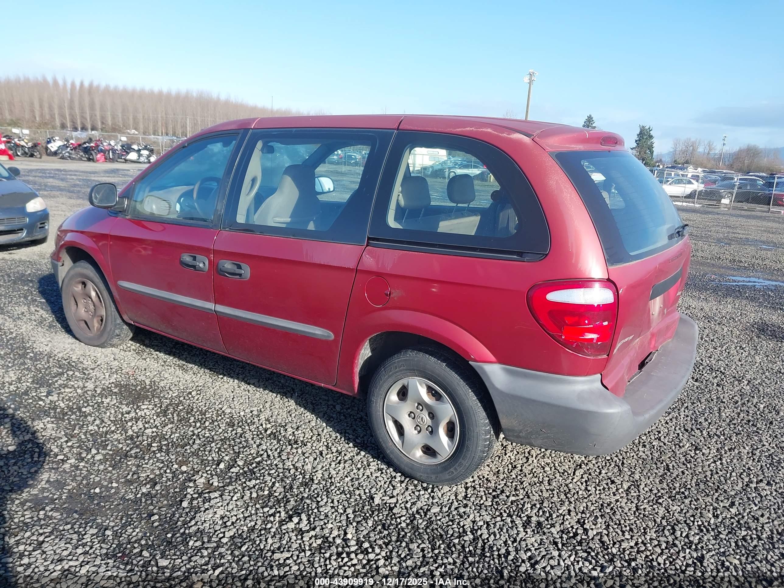 DODGE CARAVAN image 3