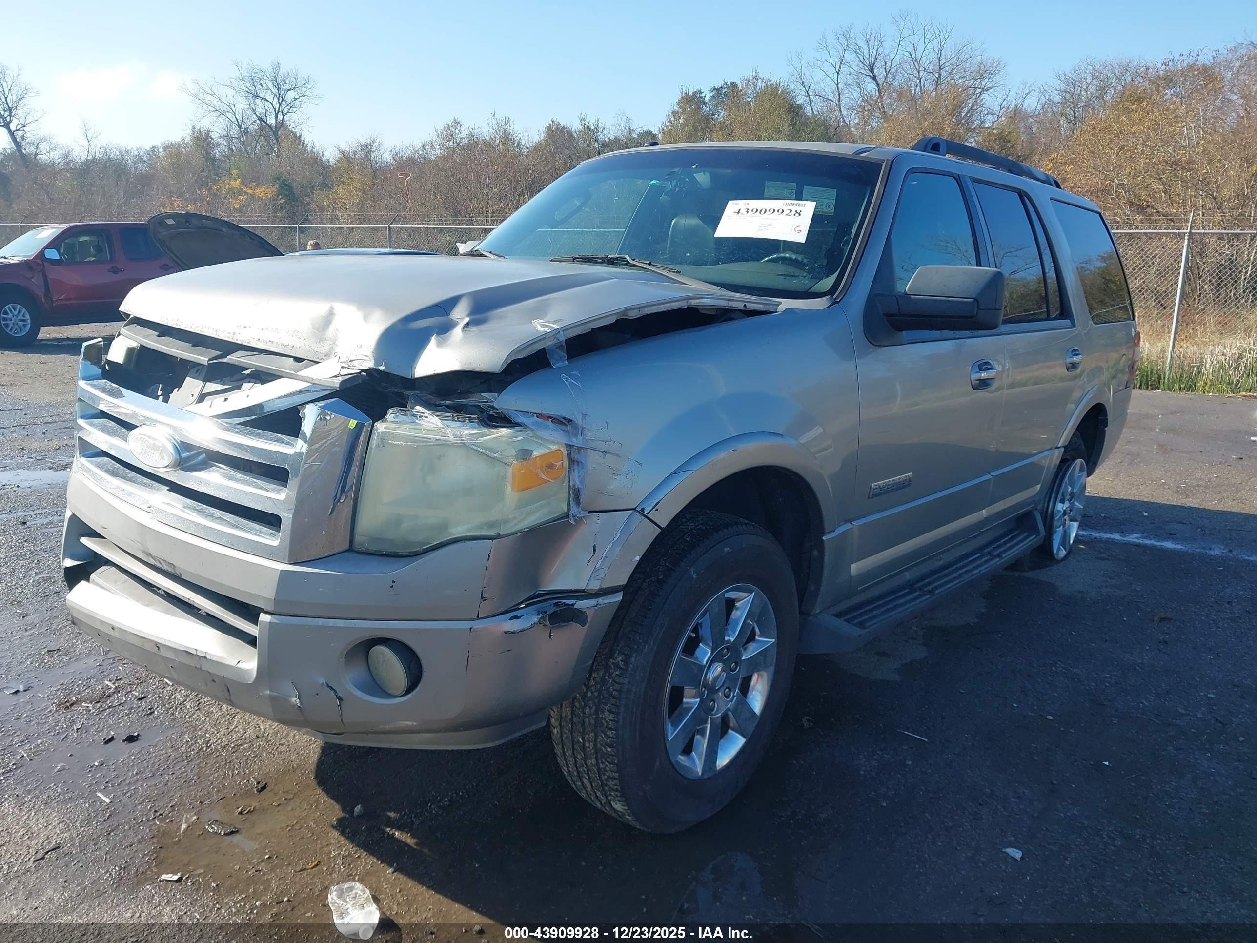 FORD EXPEDITION image 2
