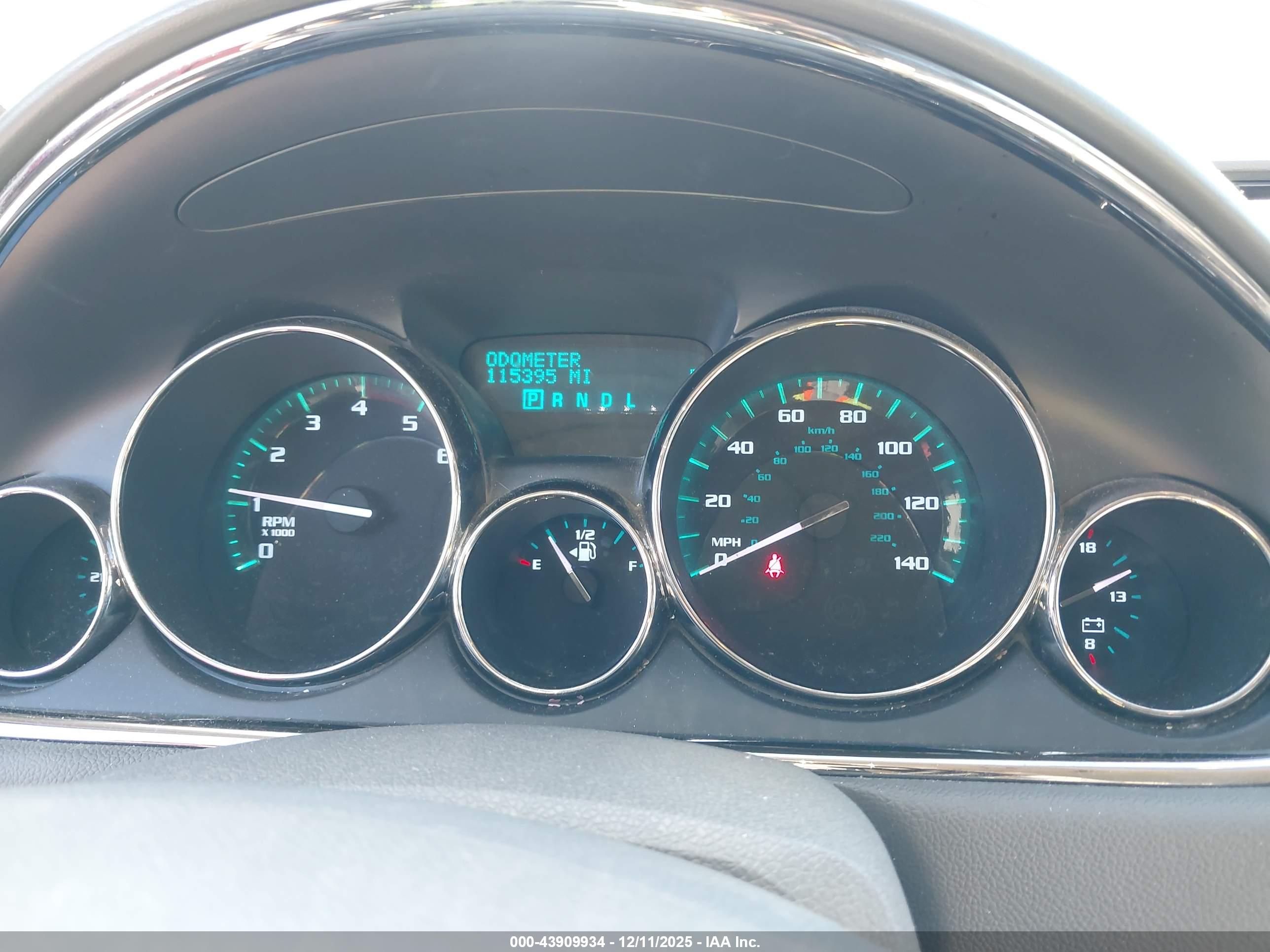 BUICK ENCLAVE image 7